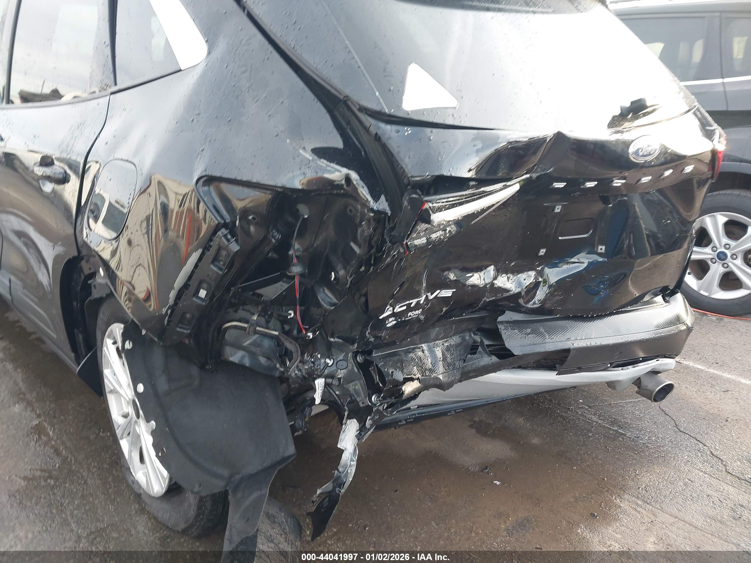 FORD ESCAPE image 6