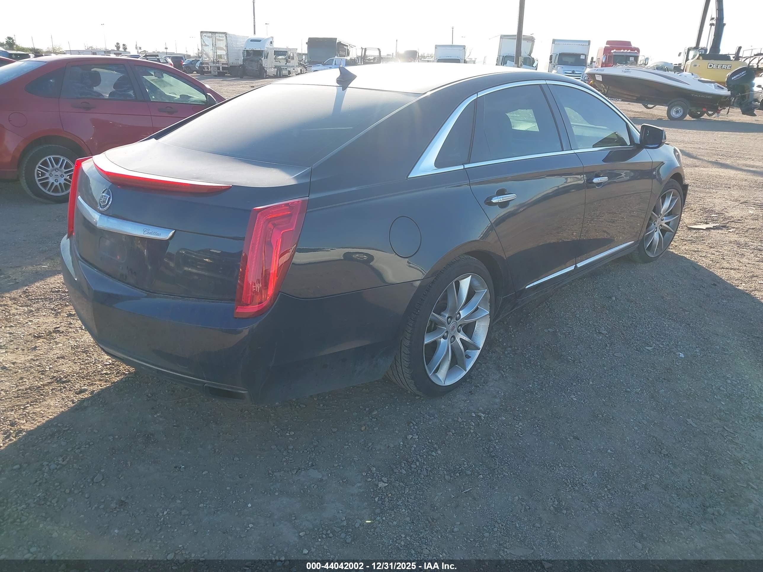 CADILLAC XTS image 4