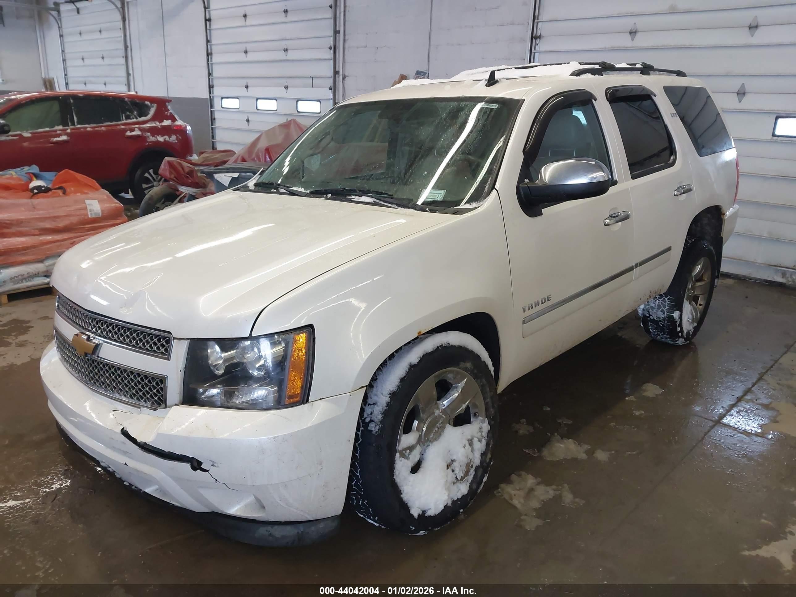 CHEVROLET TAHOE image 2
