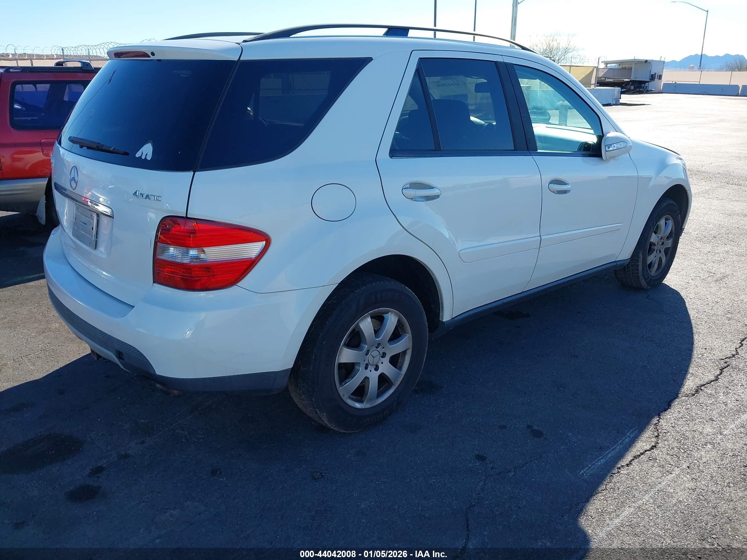 MERCEDES-BENZ ML image 4
