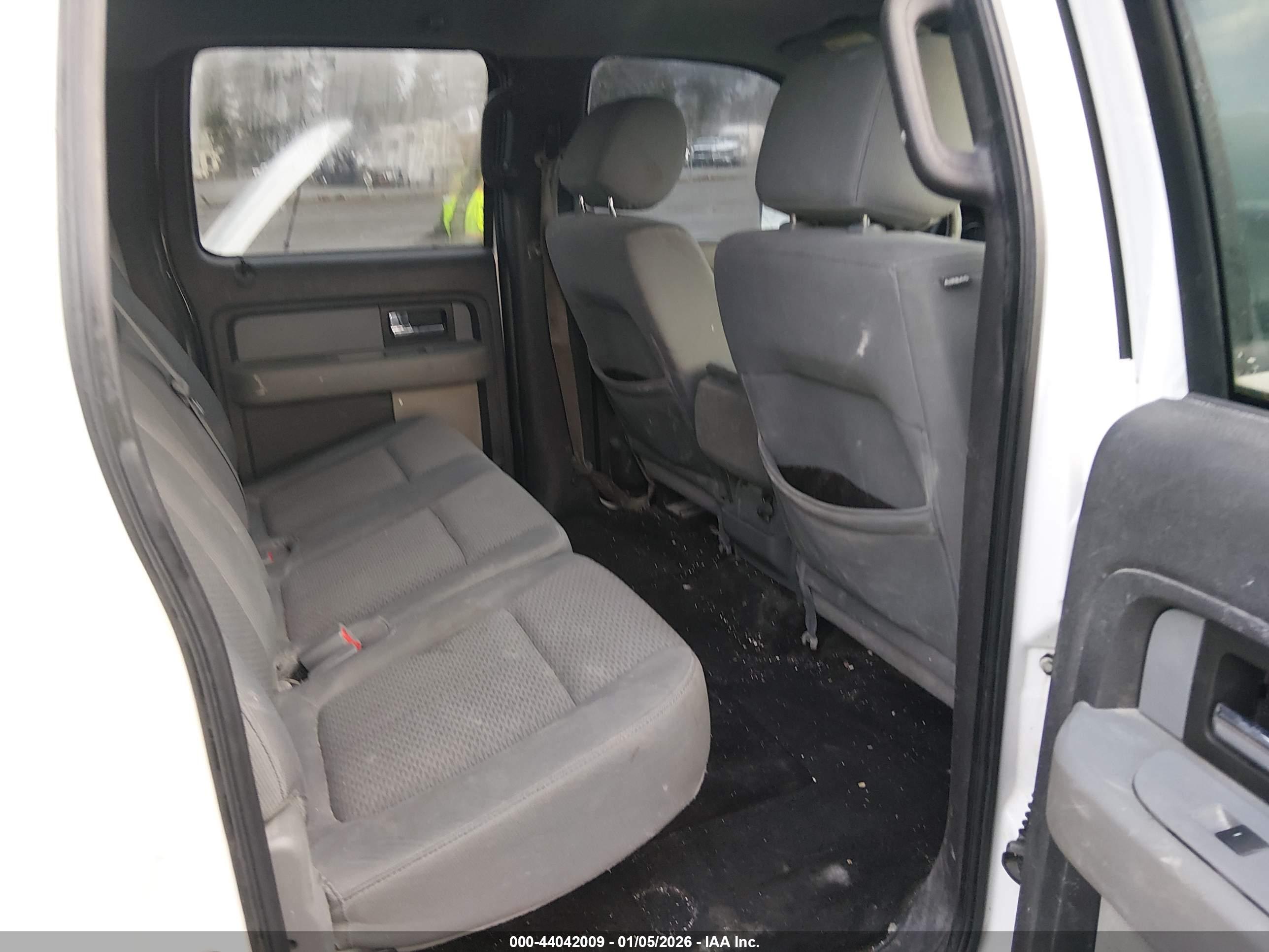 FORD F-150 image 8