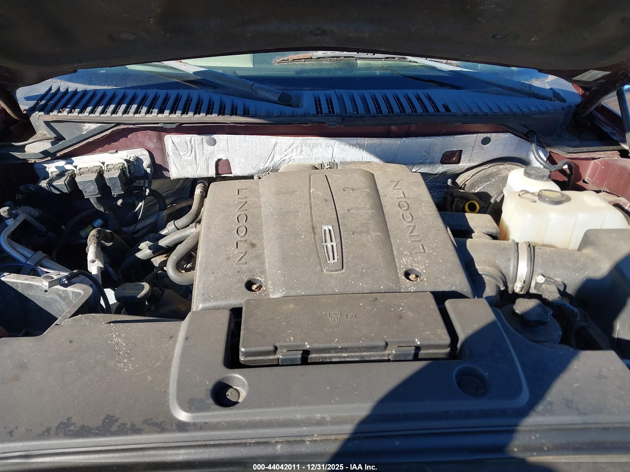 LINCOLN NAVIGATOR image 10