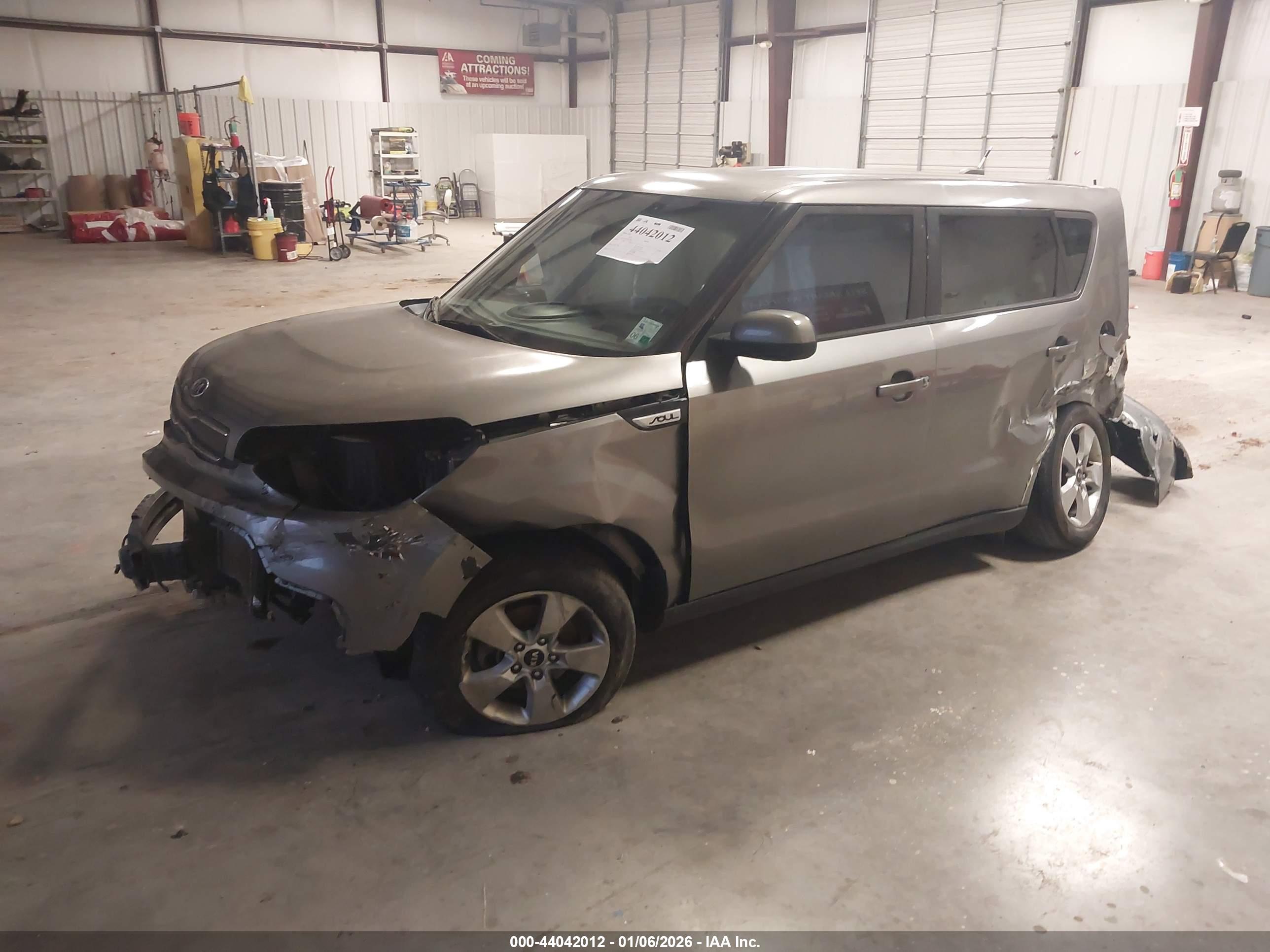 KIA SOUL image 2