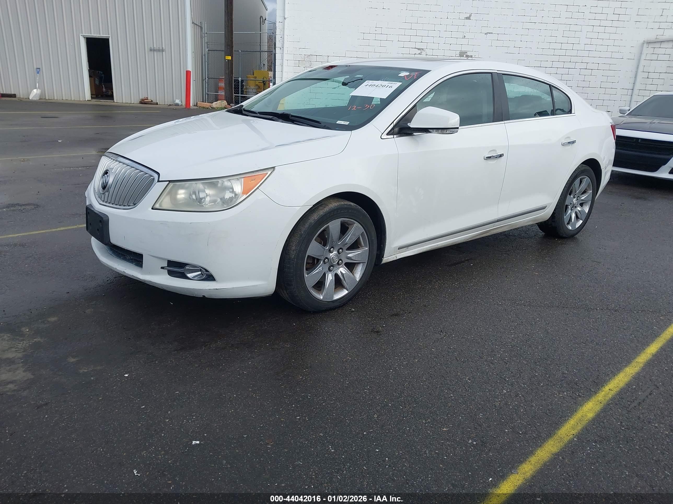 BUICK LACROSSE image 2
