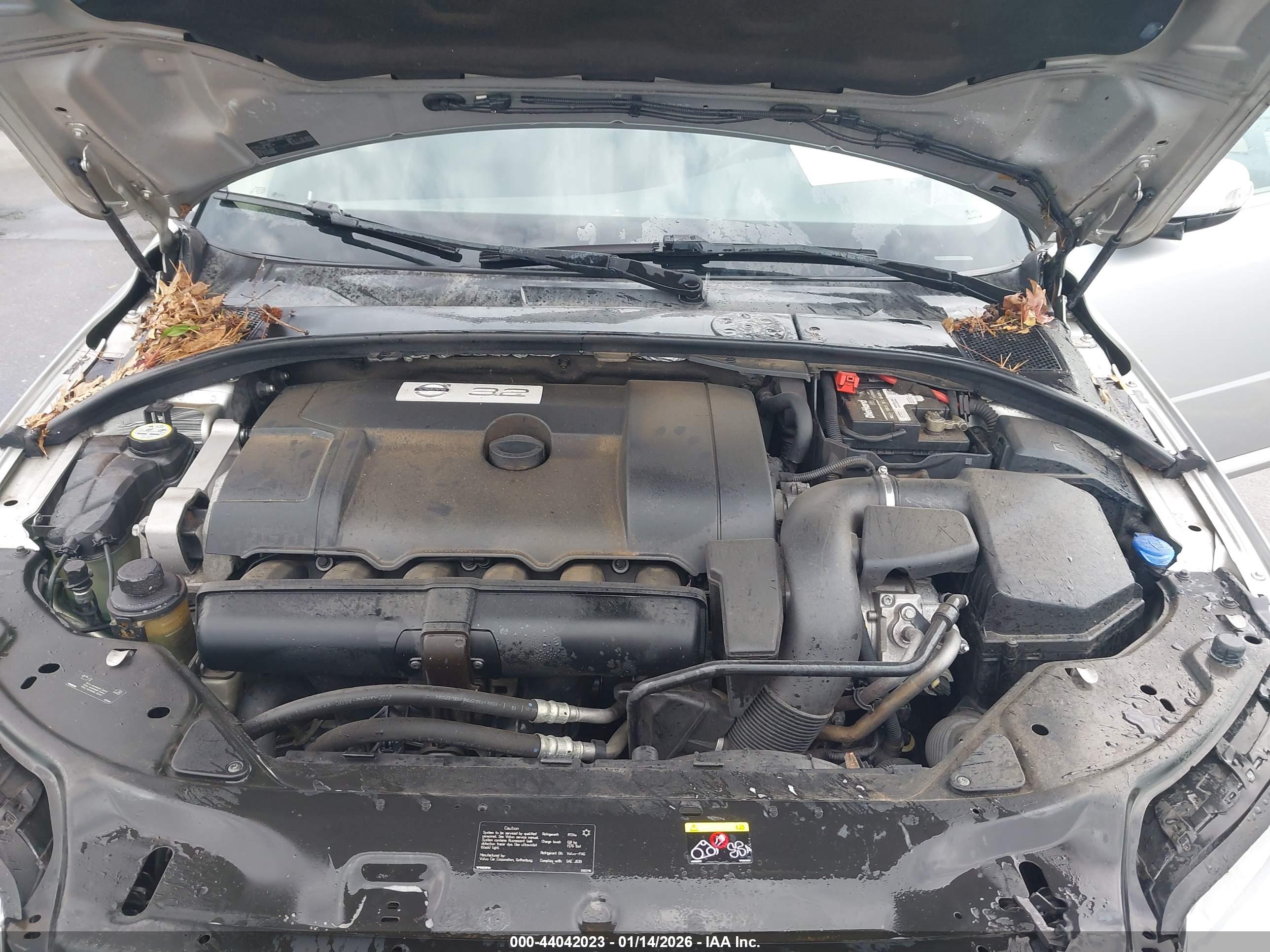 VOLVO S80 image 10
