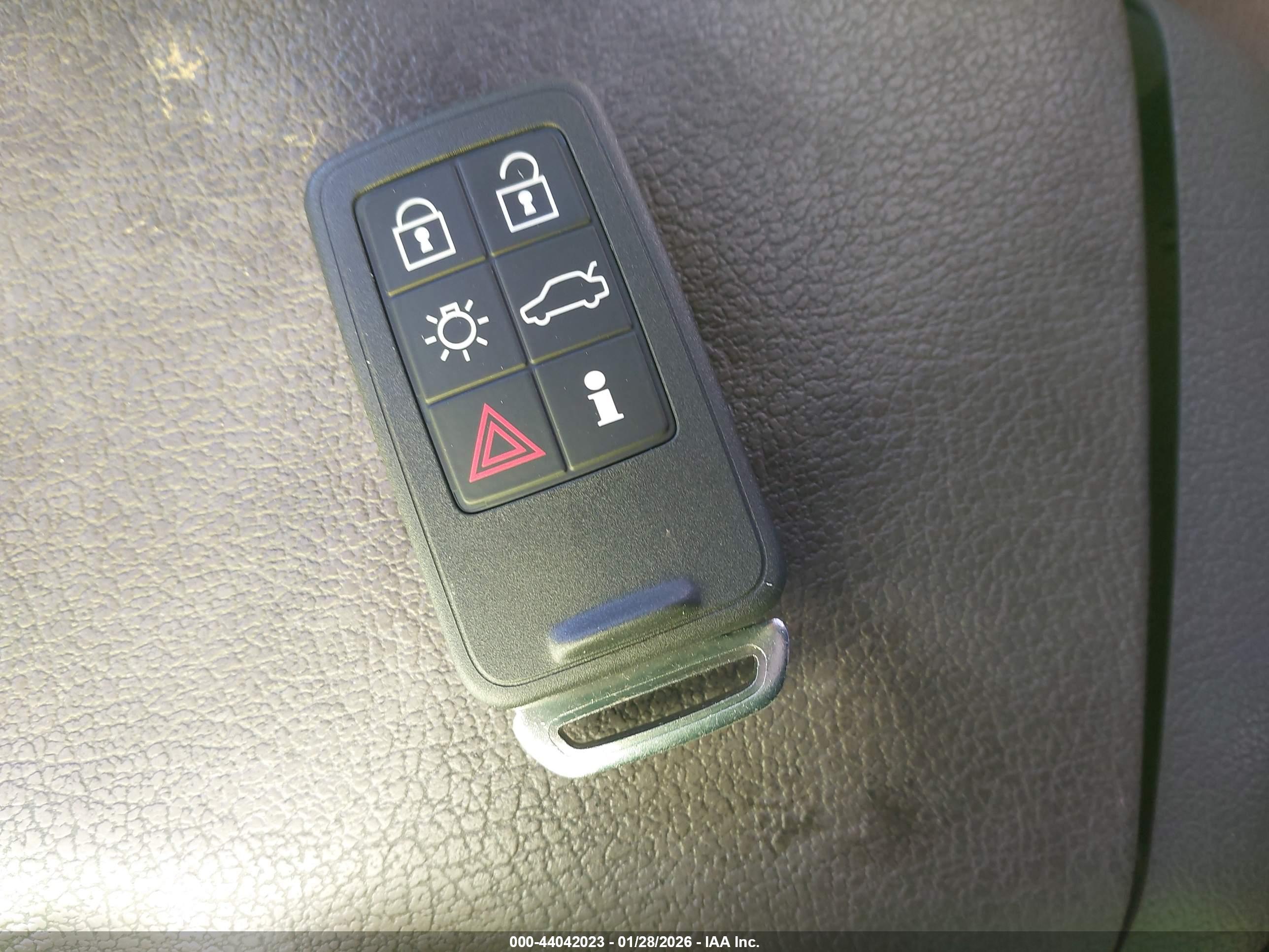 VOLVO S80 image 11