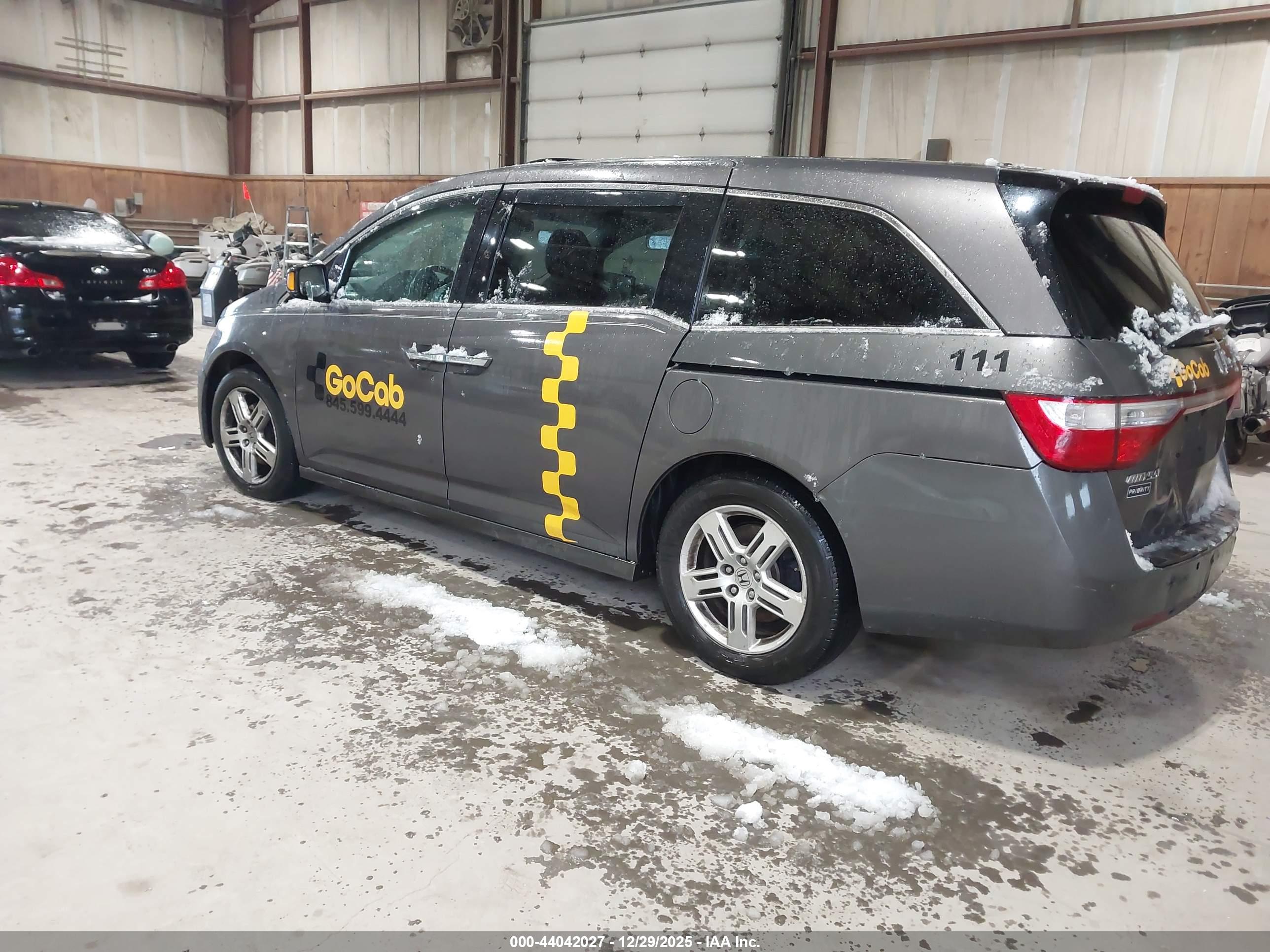 HONDA ODYSSEY image 3