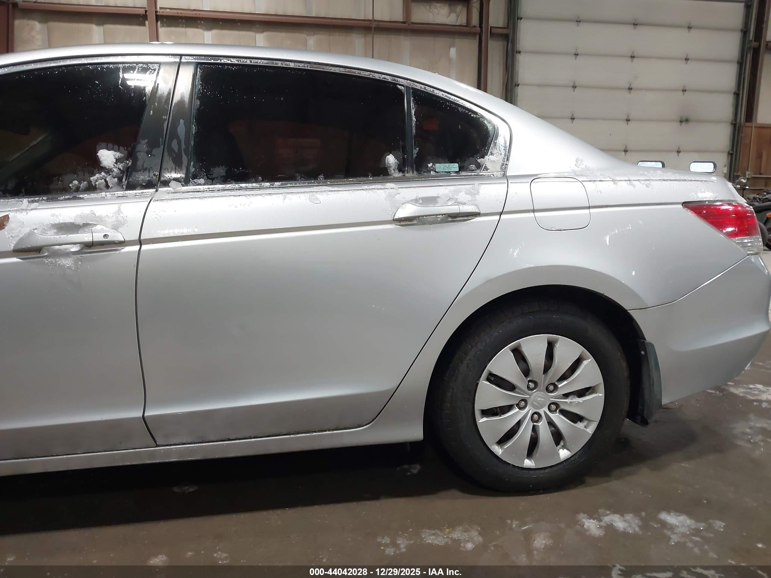 HONDA ACCORD image 6