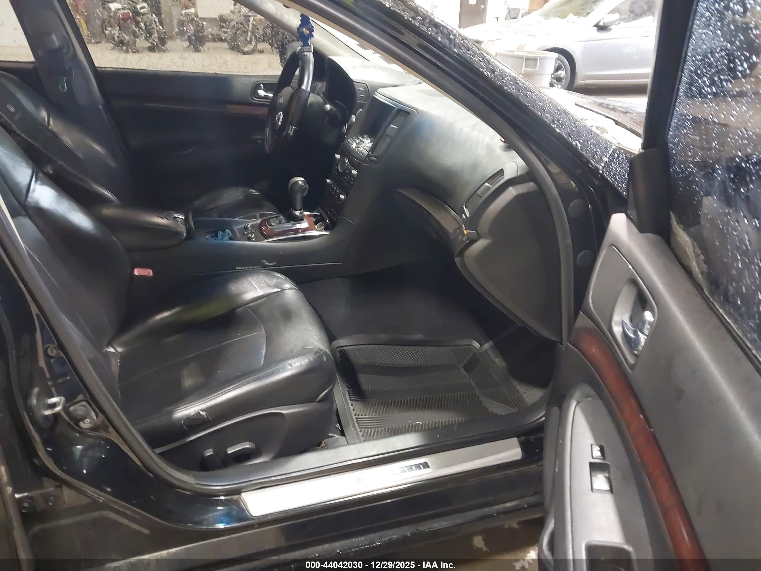 INFINITI G37X image 5