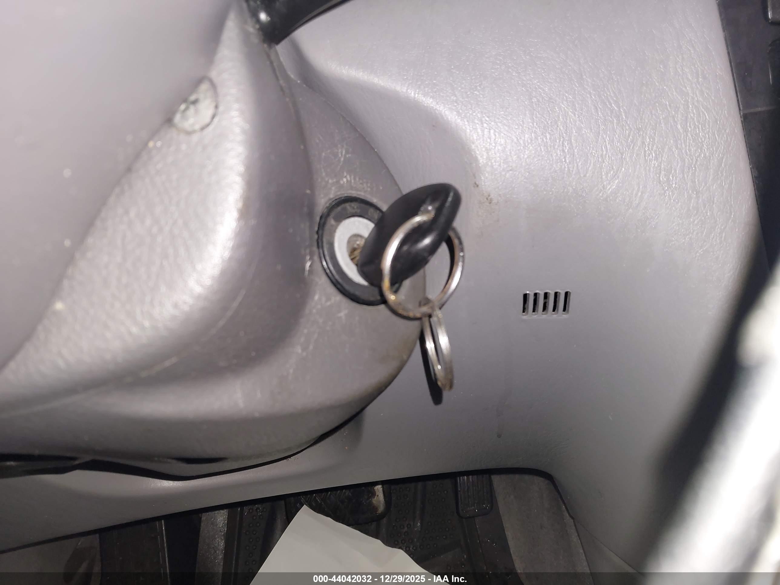 TOYOTA COROLLA image 11