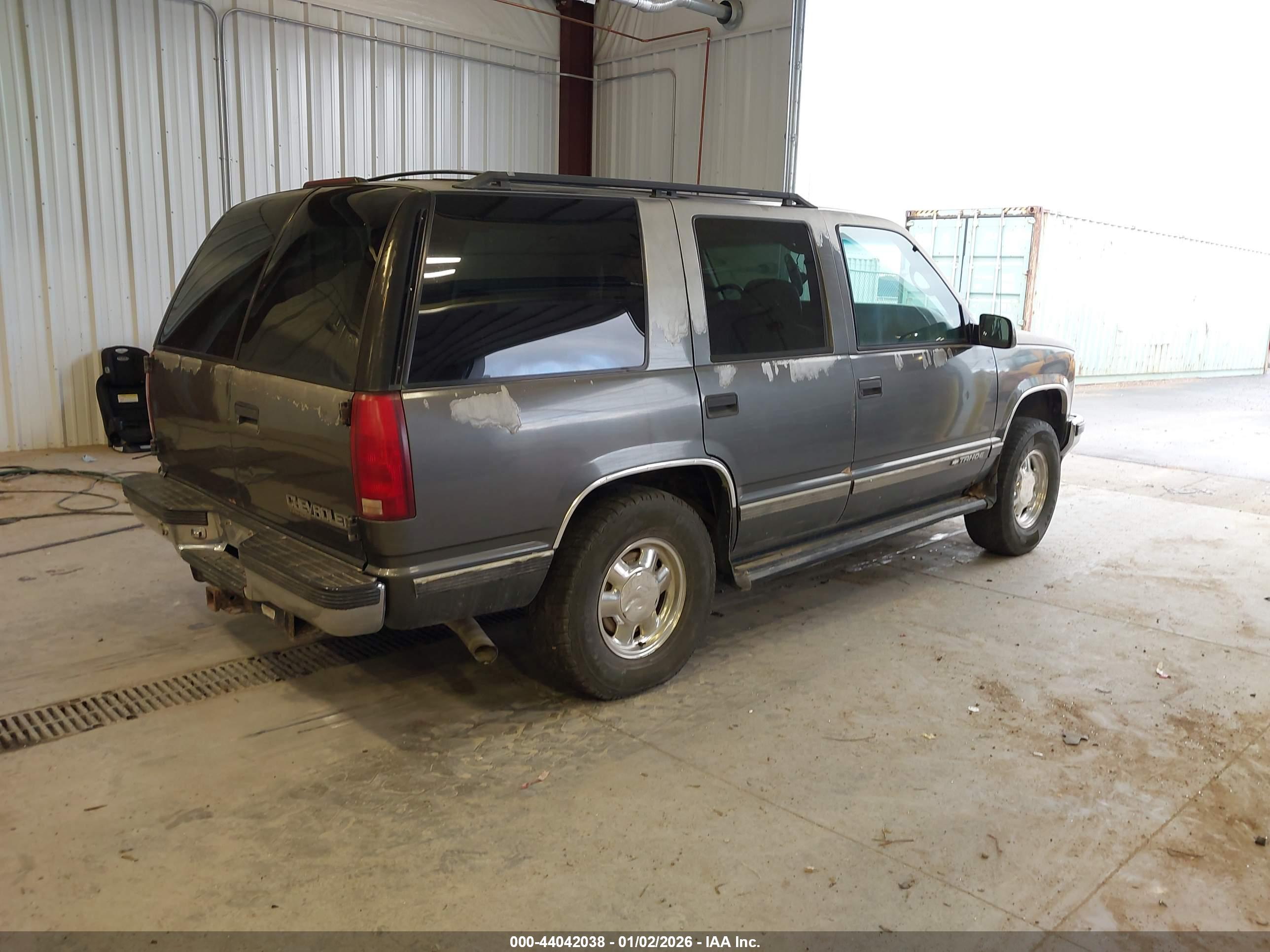 CHEVROLET TAHOE image 4