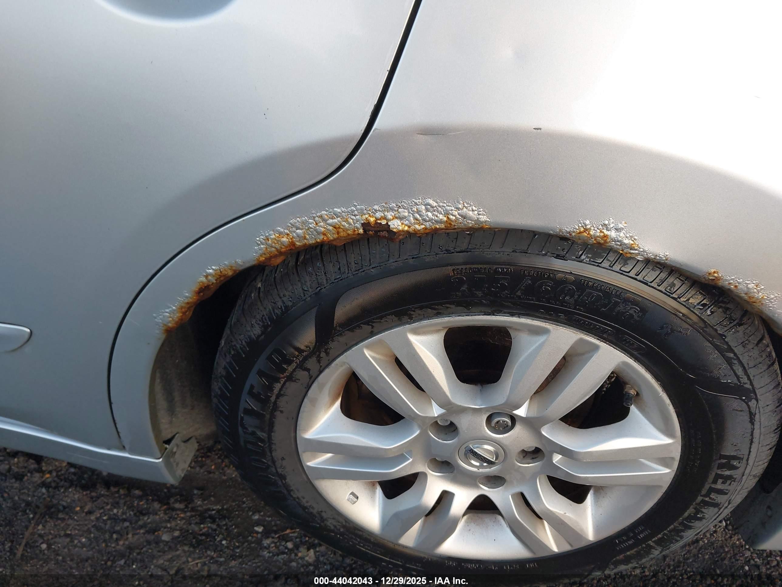 NISSAN ALTIMA image 6