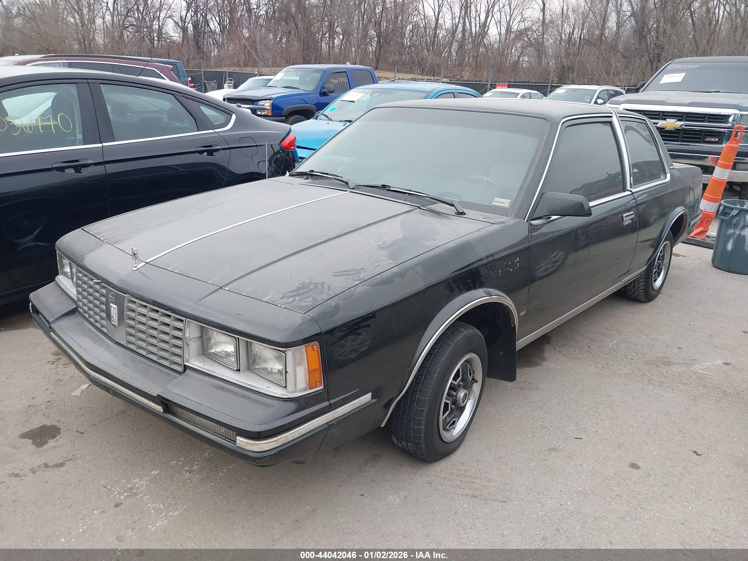 OLDSMOBILE CUTLASS image 2