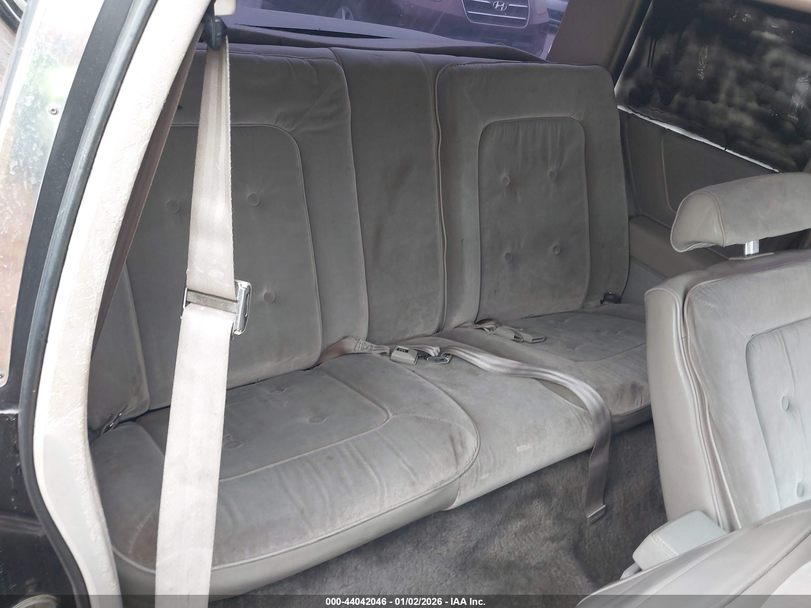 OLDSMOBILE CUTLASS image 8