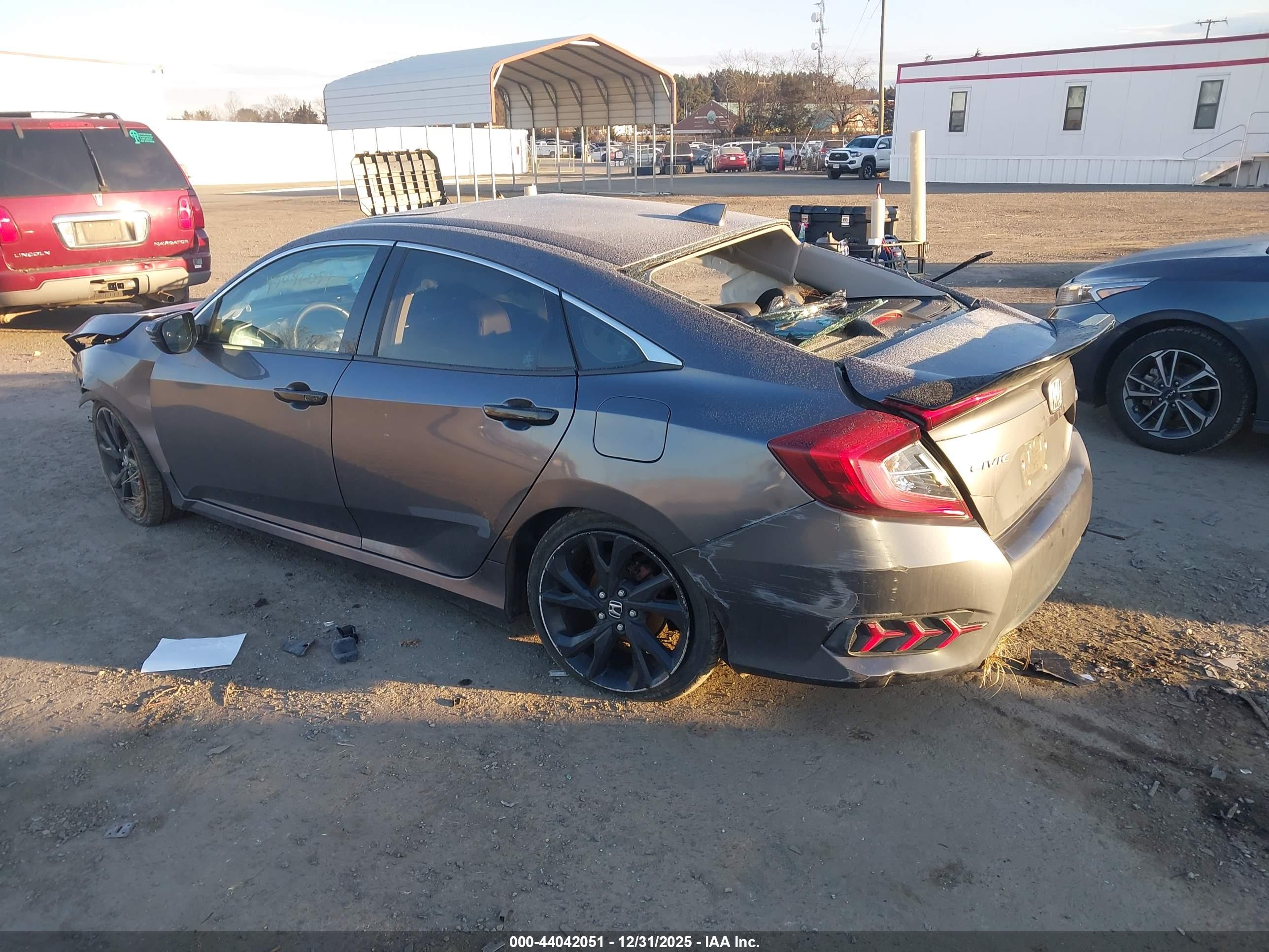 HONDA CIVIC image 3