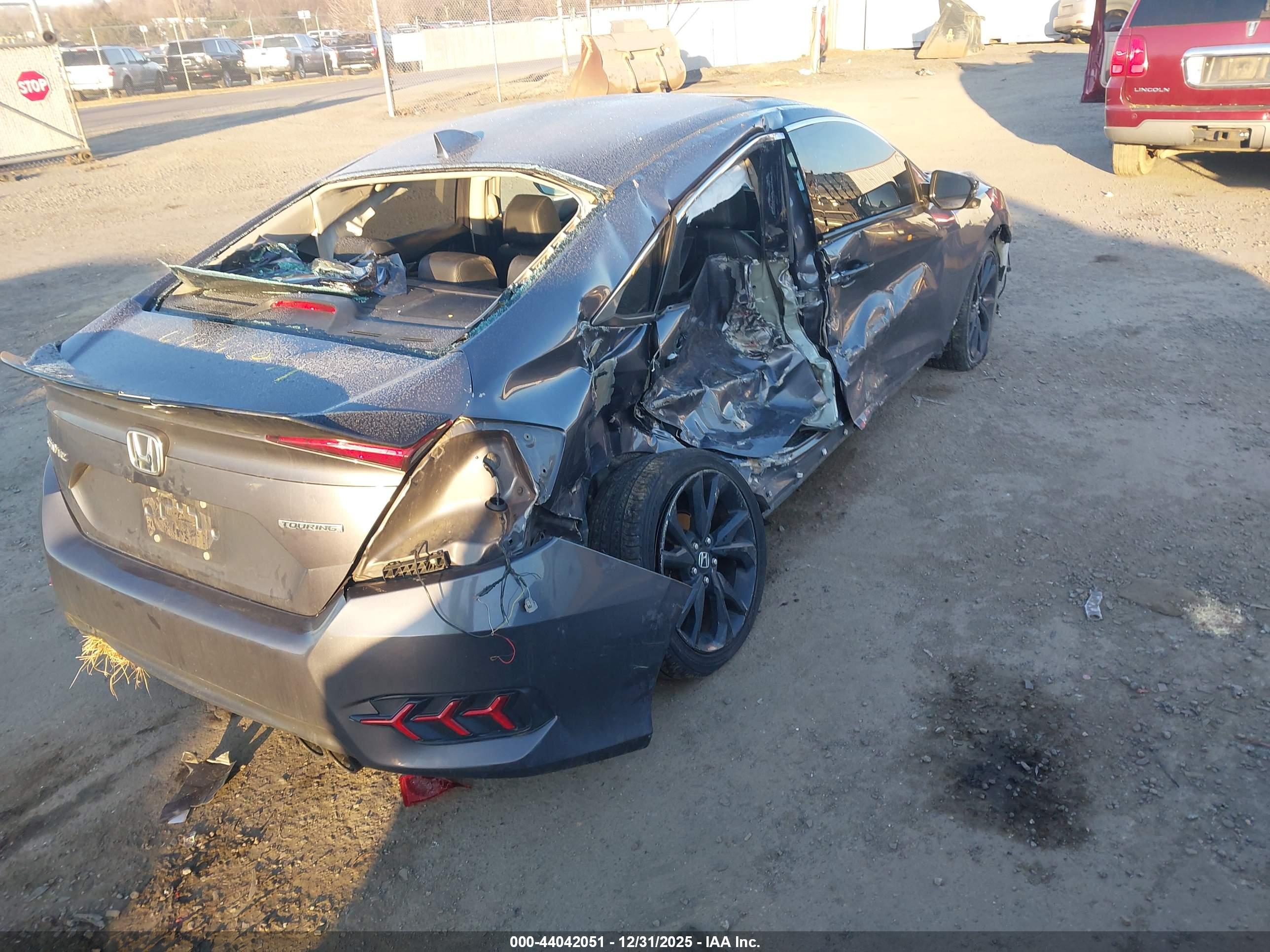 HONDA CIVIC image 4