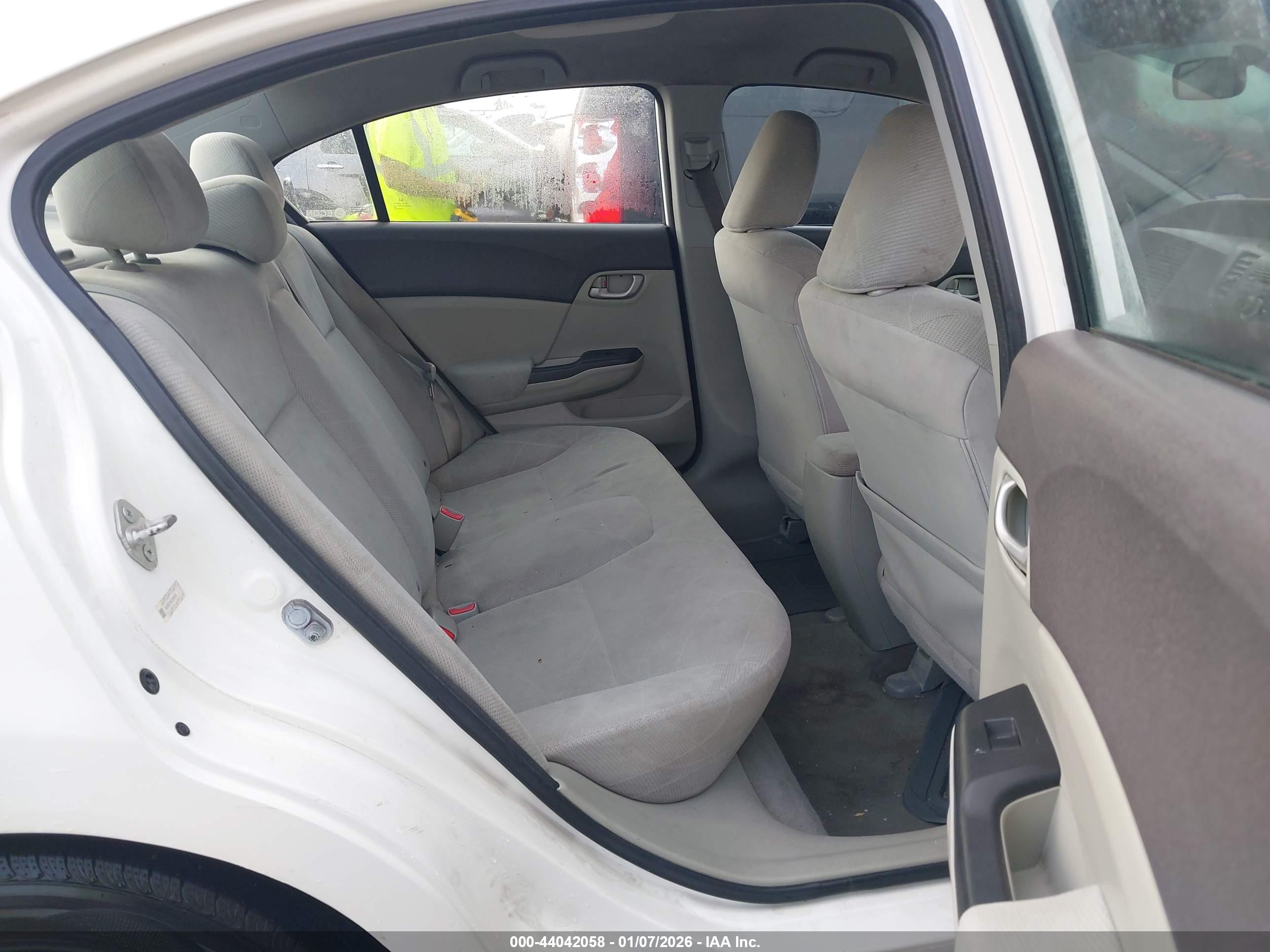 HONDA CIVIC image 8