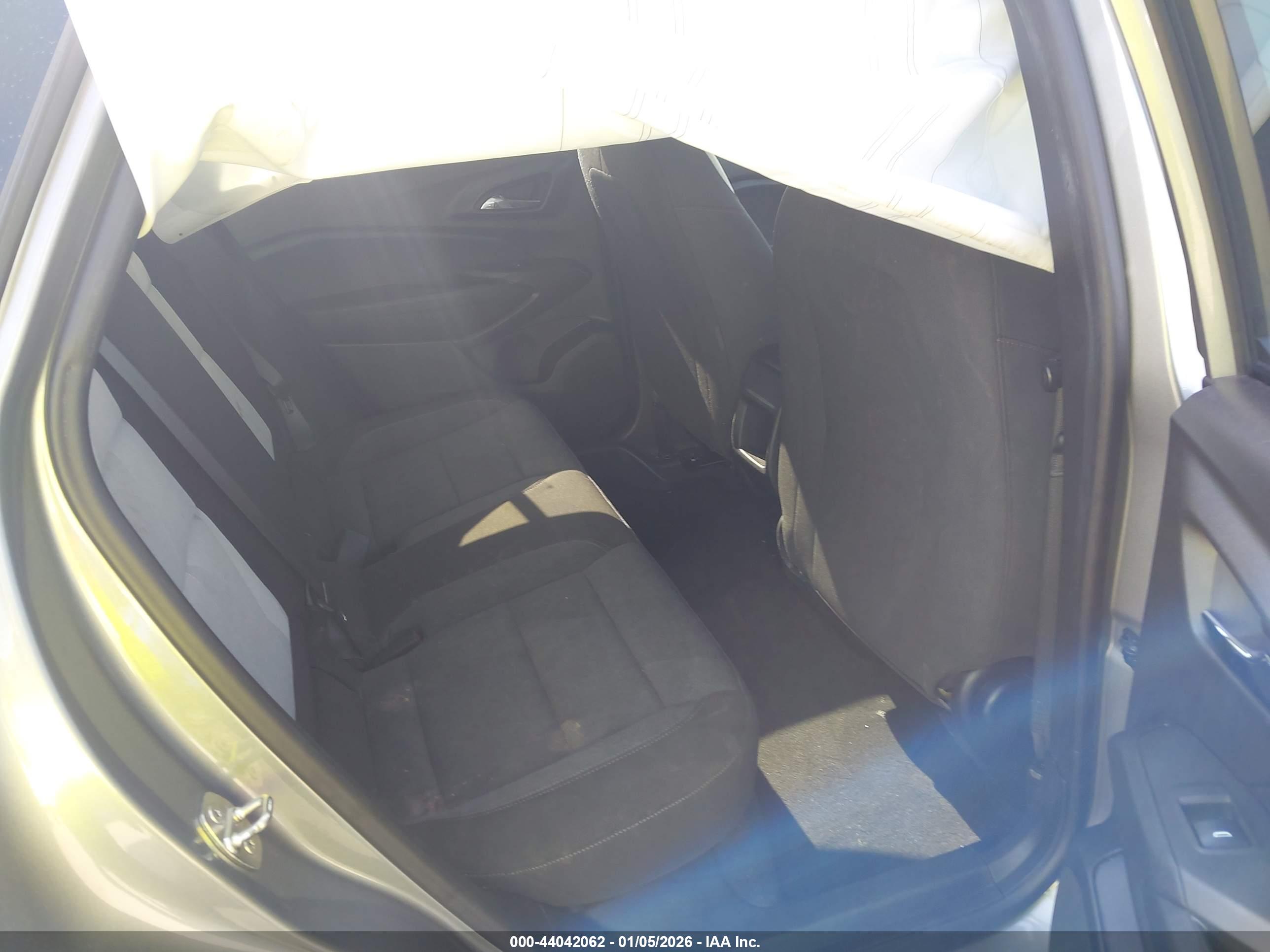 CHEVROLET TRAX image 8