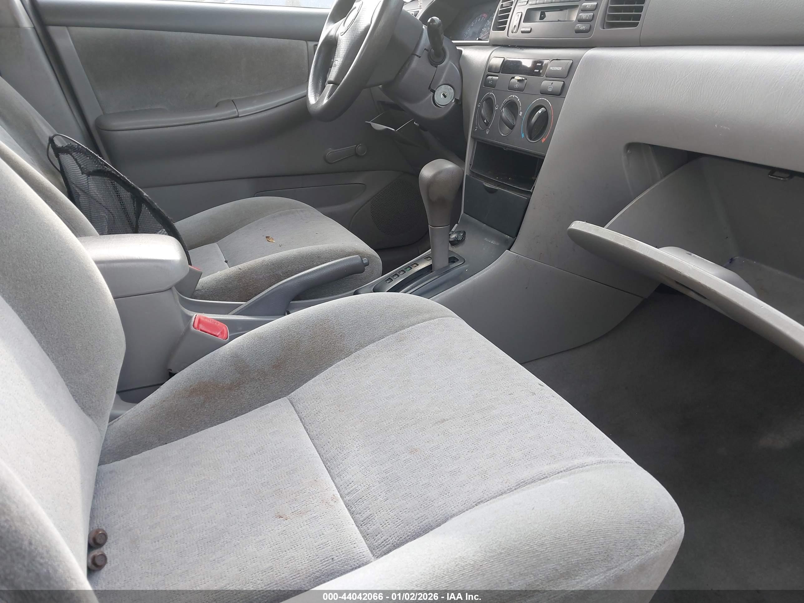 TOYOTA COROLLA image 5