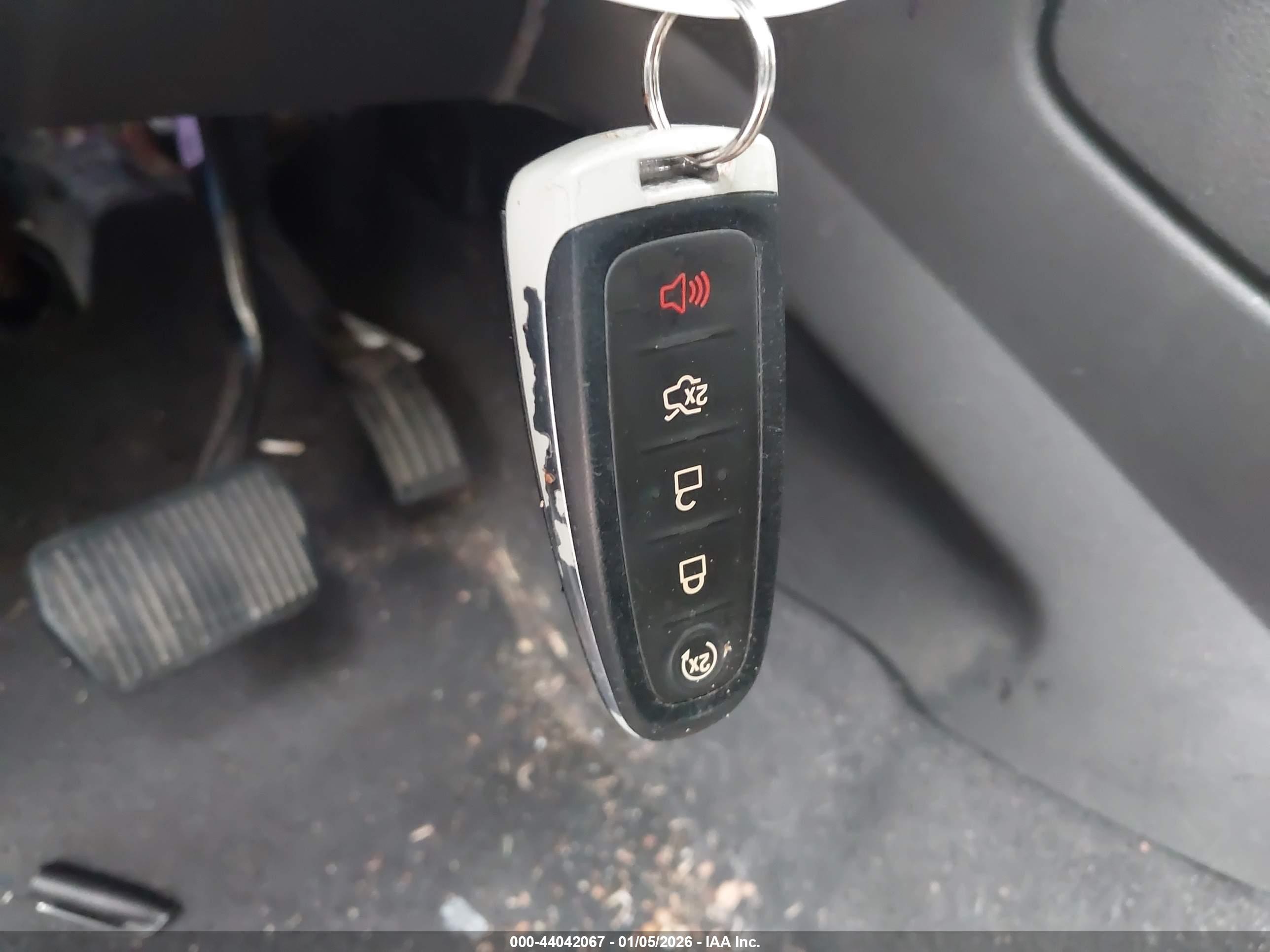 FORD ESCAPE image 11