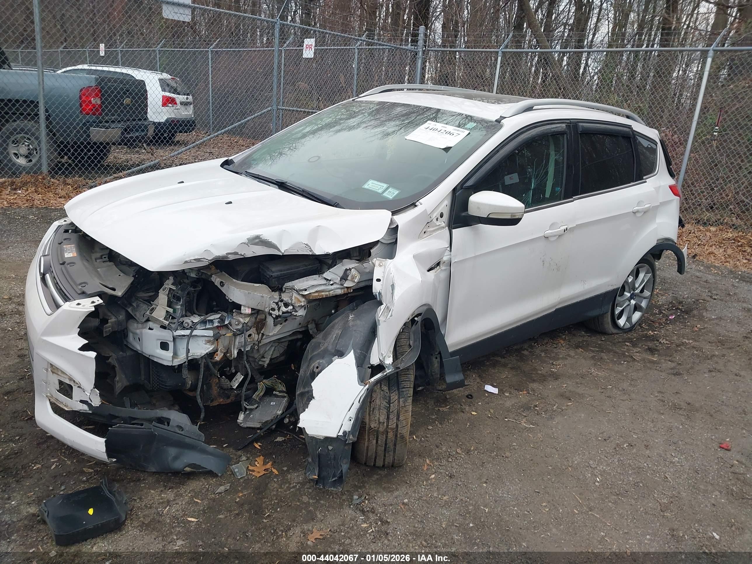 FORD ESCAPE image 2