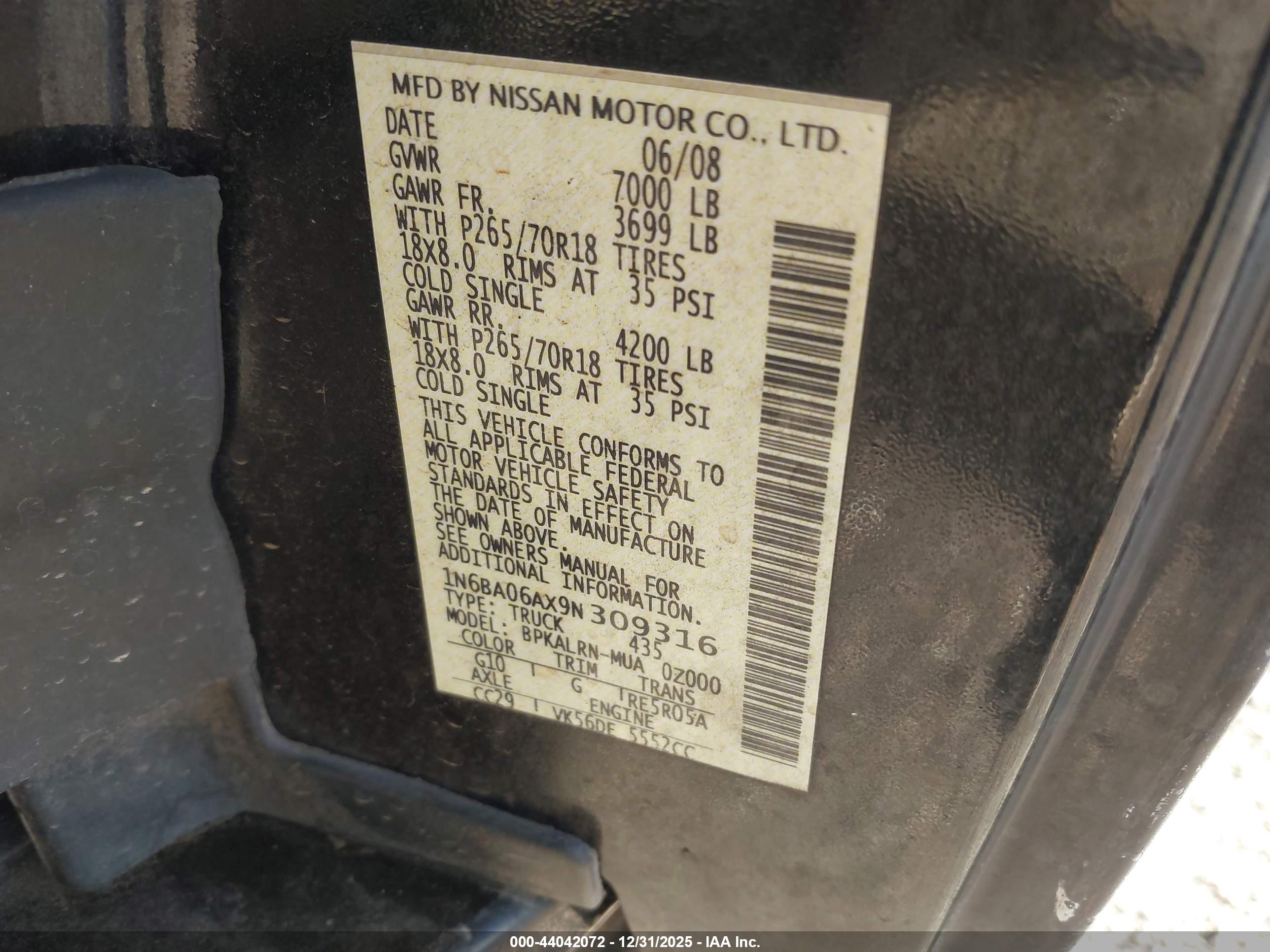 NISSAN TITAN image 9