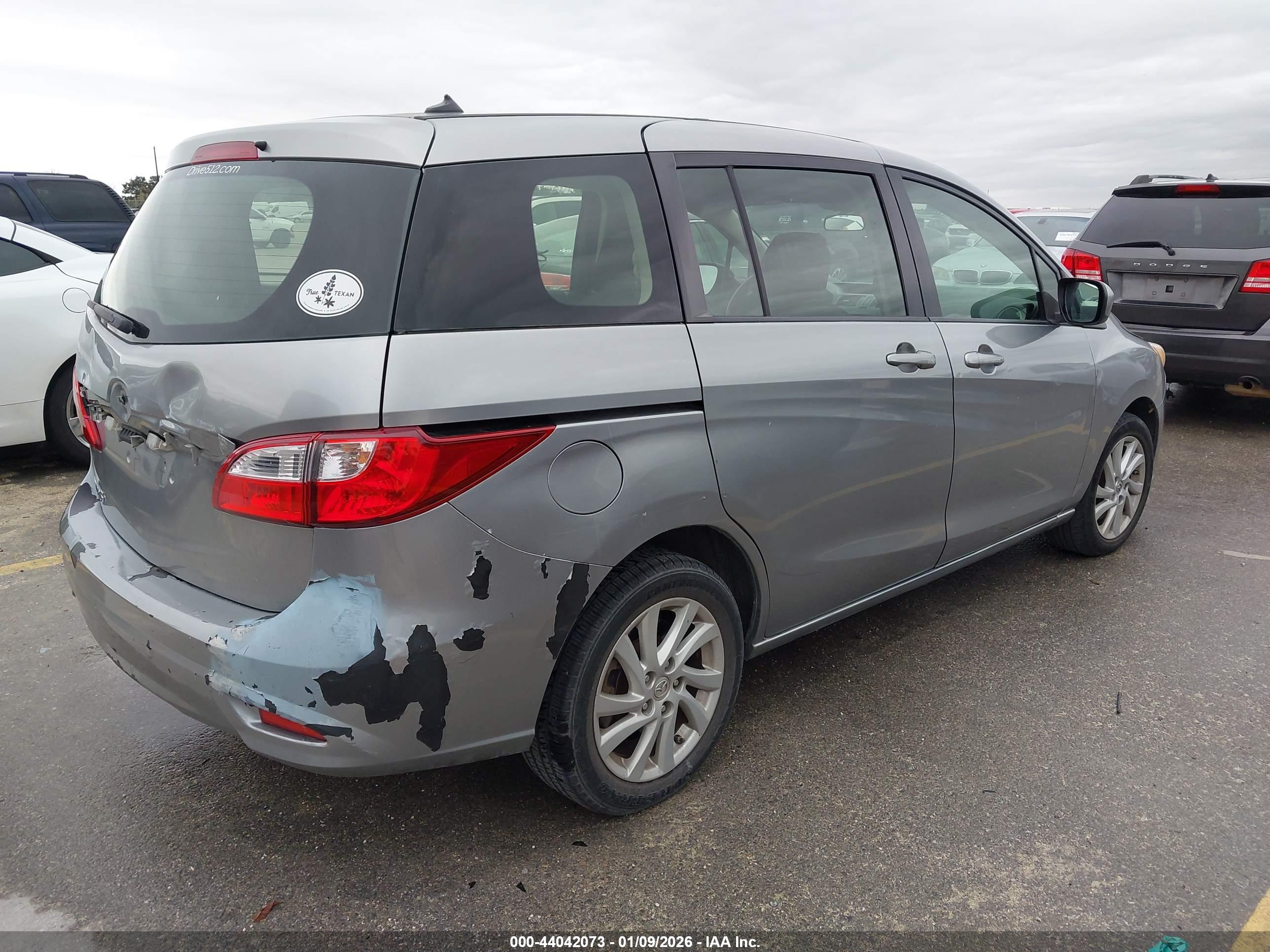 MAZDA MAZDA5 image 4