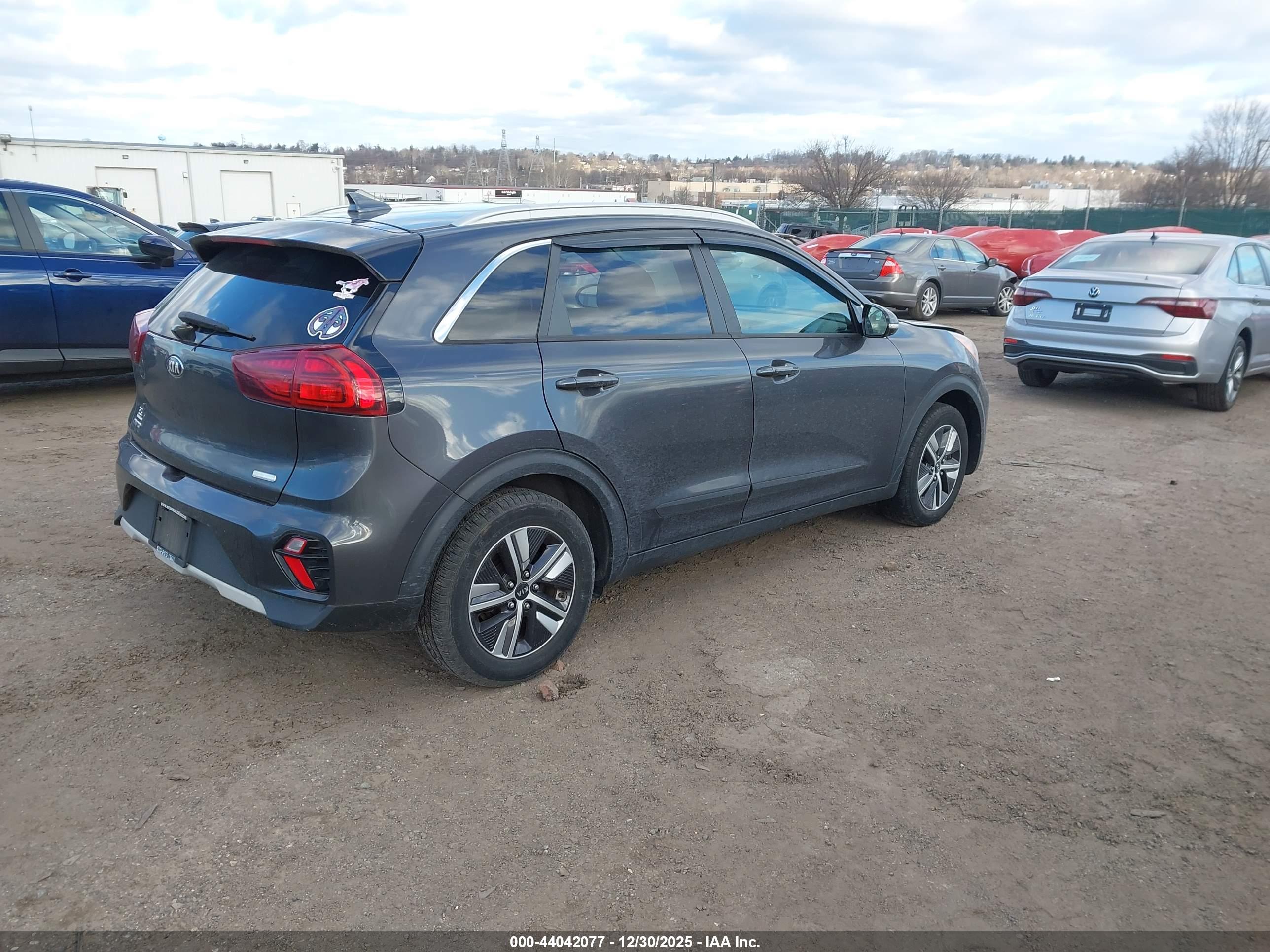 KIA NIRO image 4