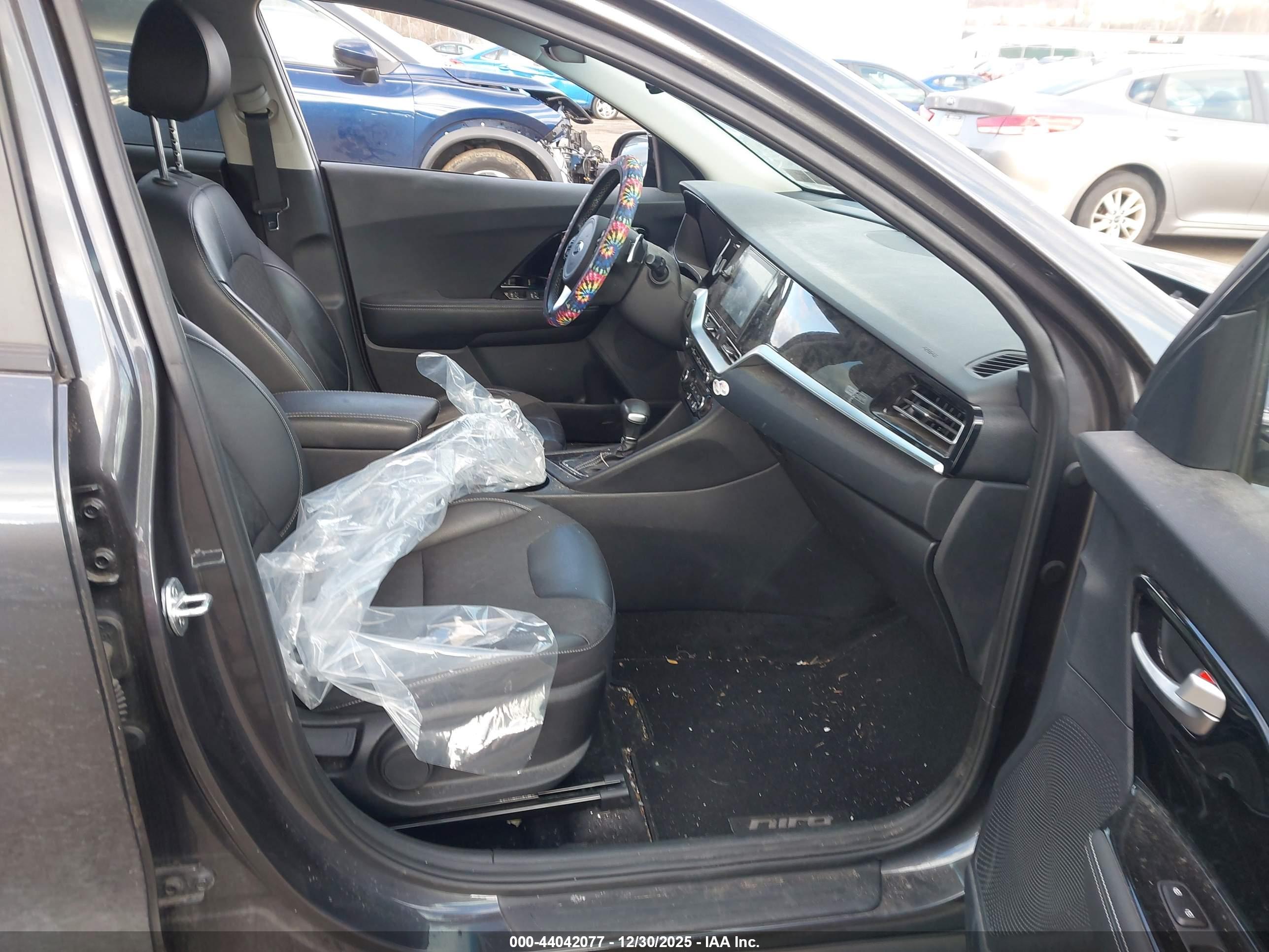 KIA NIRO image 5