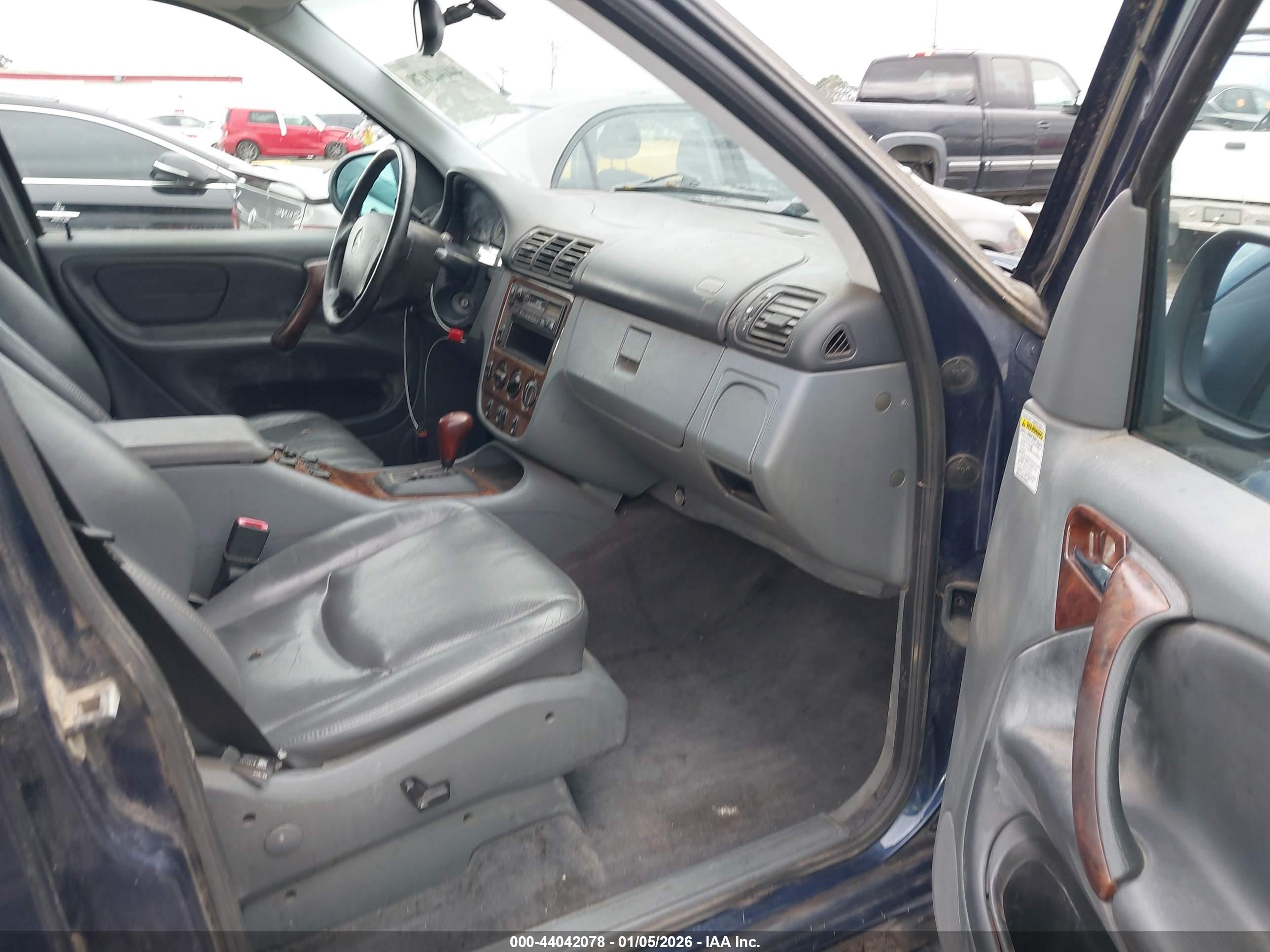 MERCEDES-BENZ ML image 5