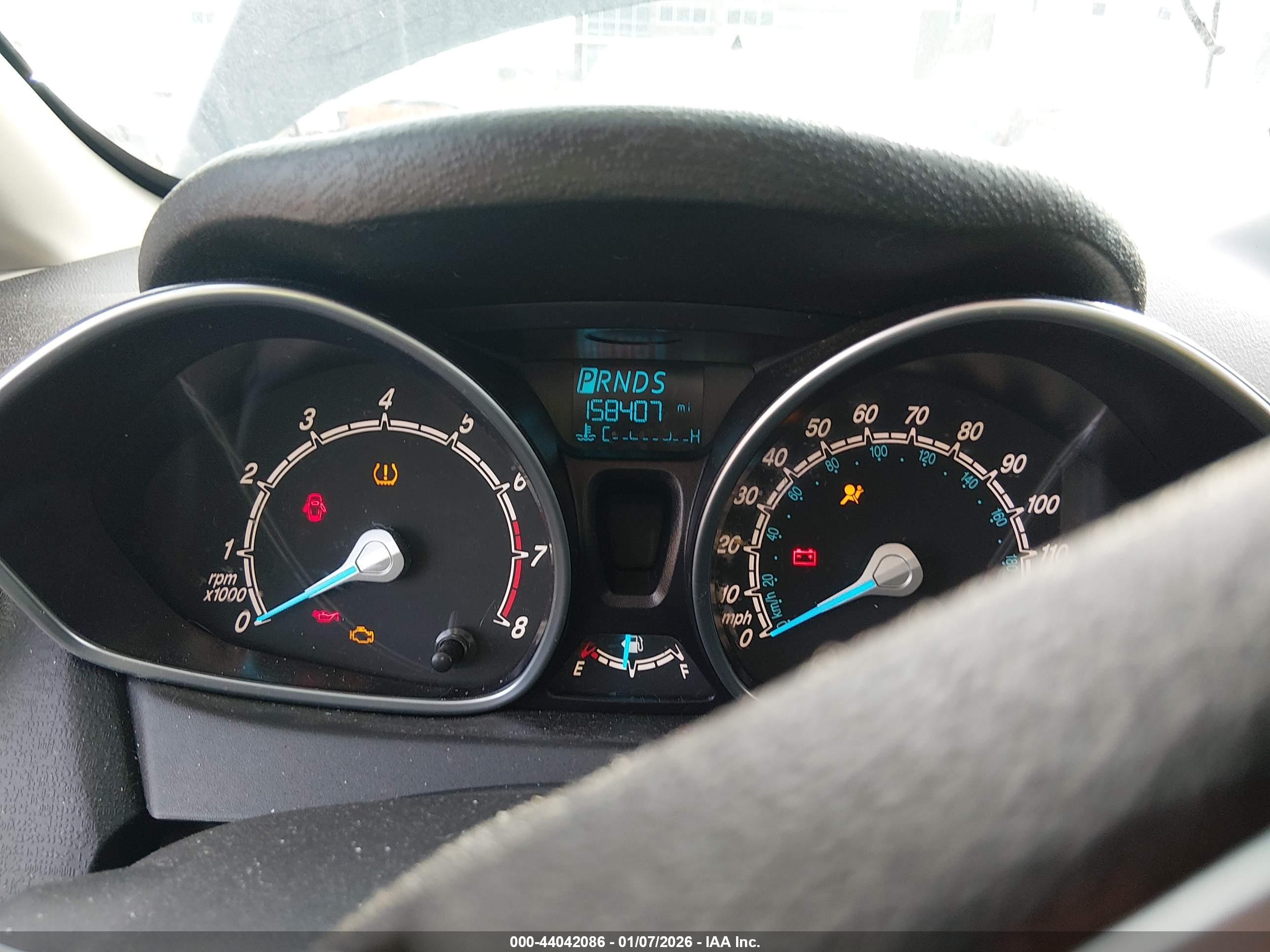 FORD FIESTA image 7