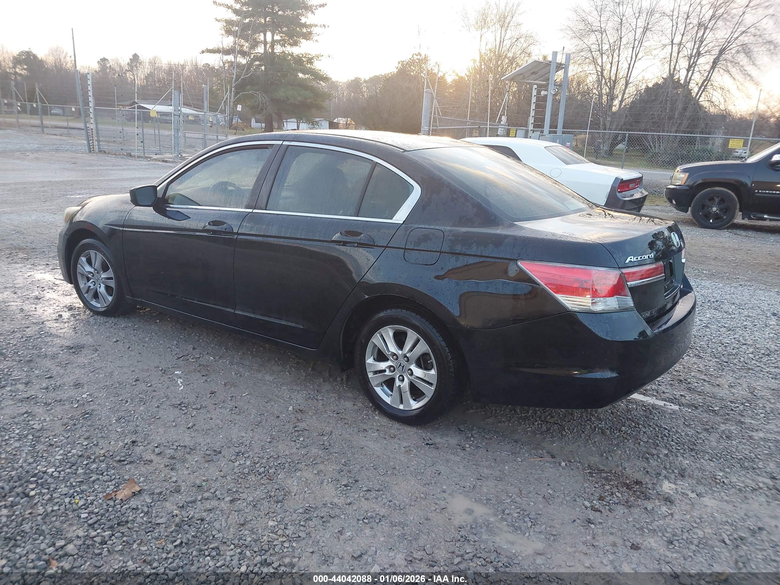 HONDA ACCORD image 3