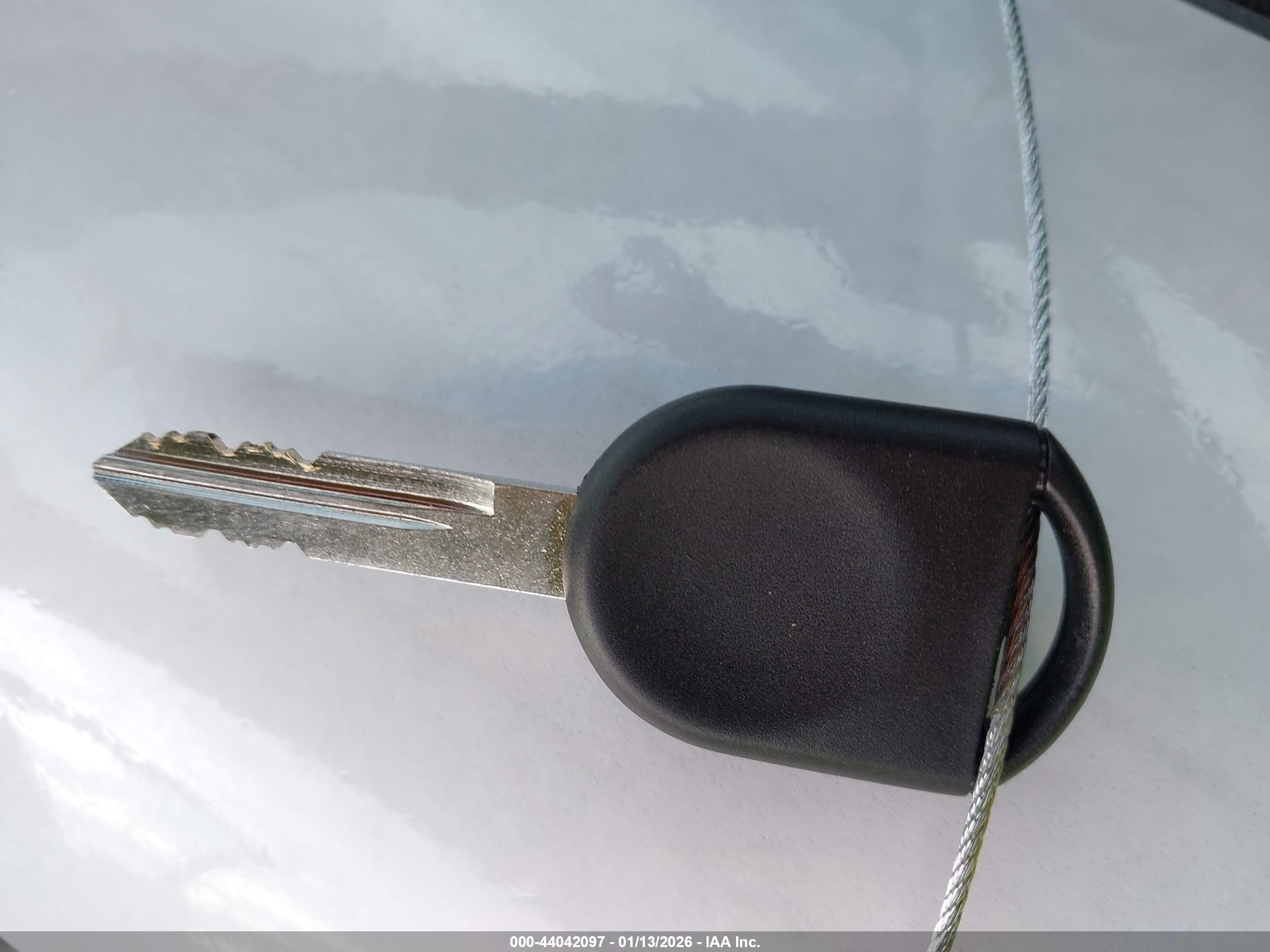 FORD FUSION image 11