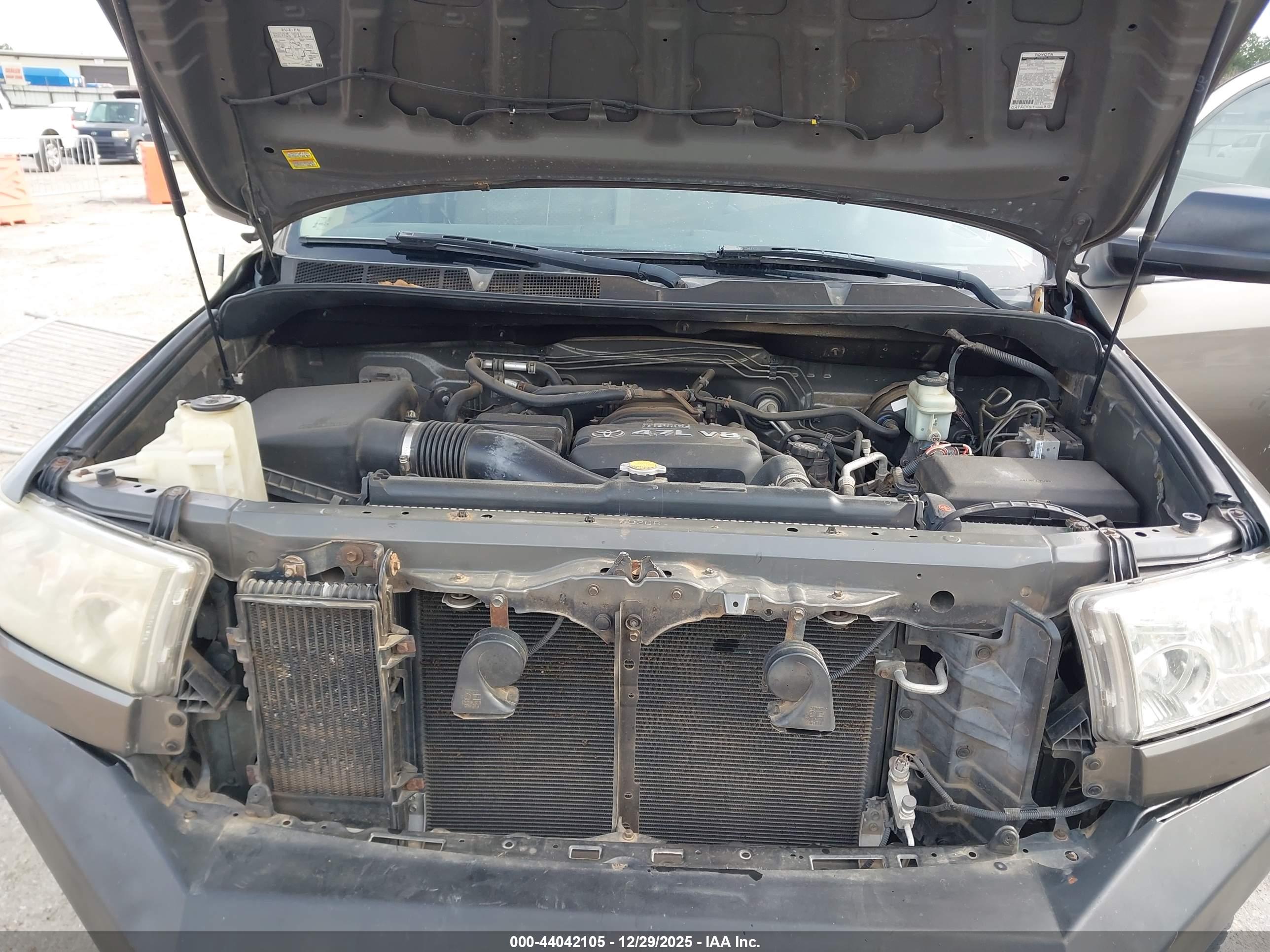 TOYOTA TUNDRA image 10