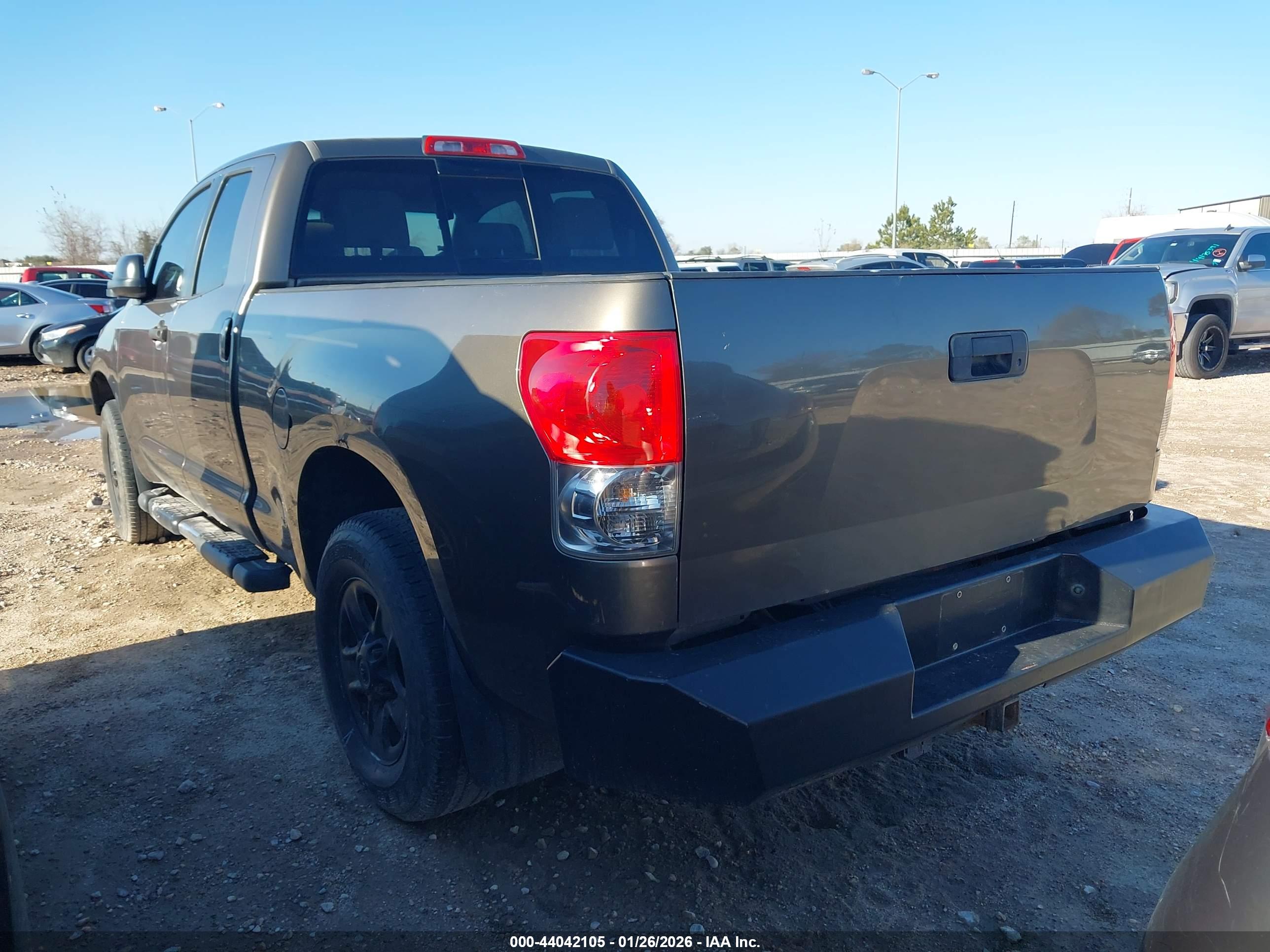 TOYOTA TUNDRA image 3