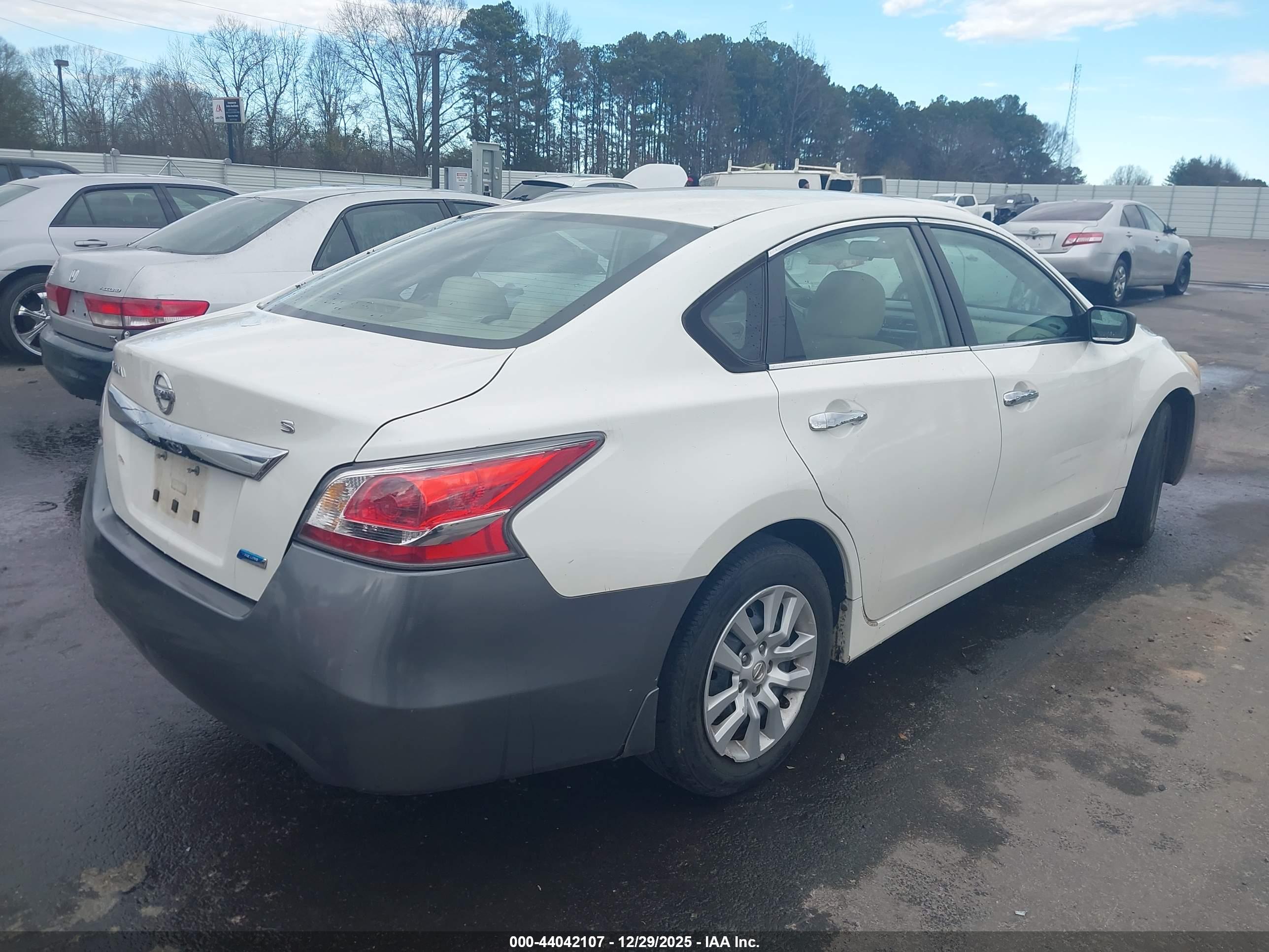 NISSAN ALTIMA image 4