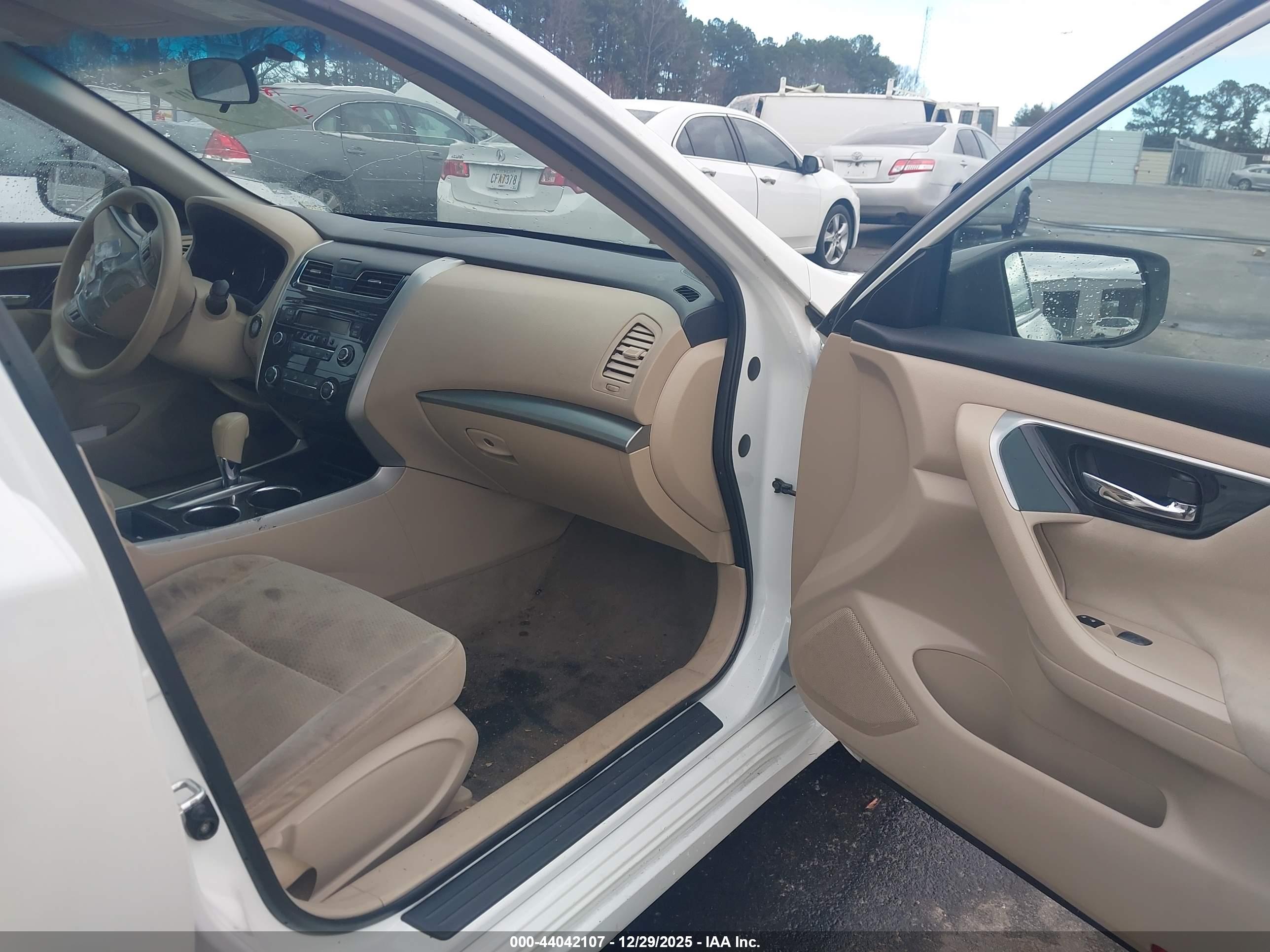 NISSAN ALTIMA image 5