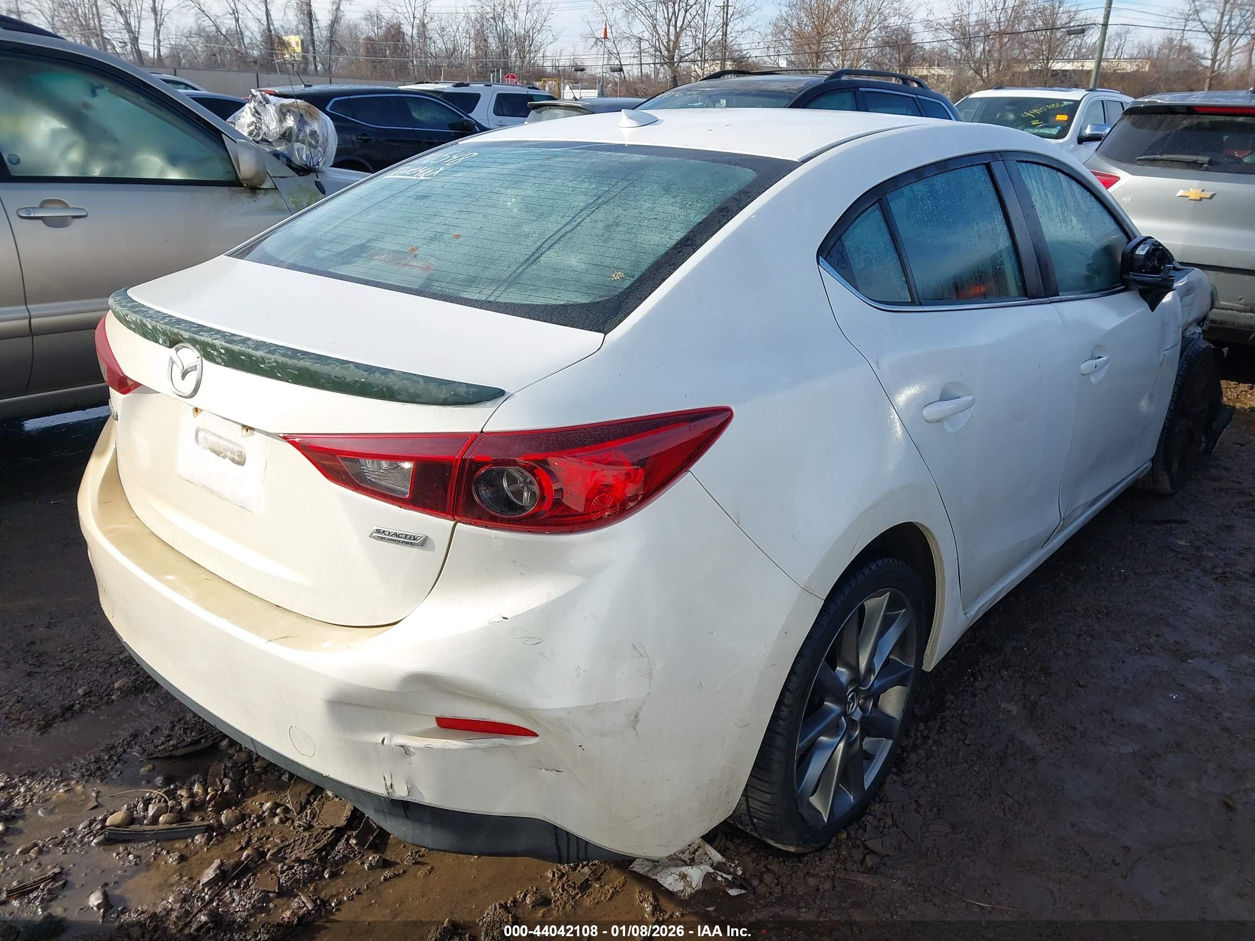 MAZDA MAZDA3 image 4