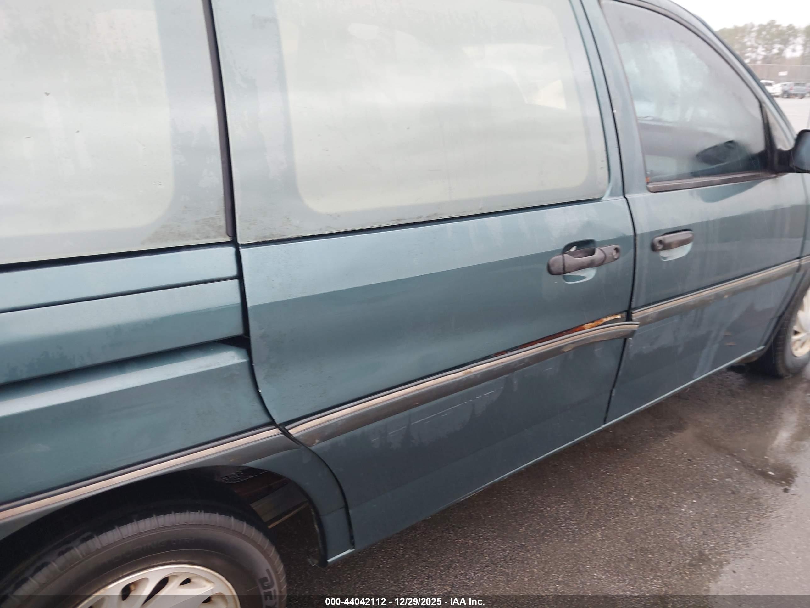 FORD WINDSTAR image 6