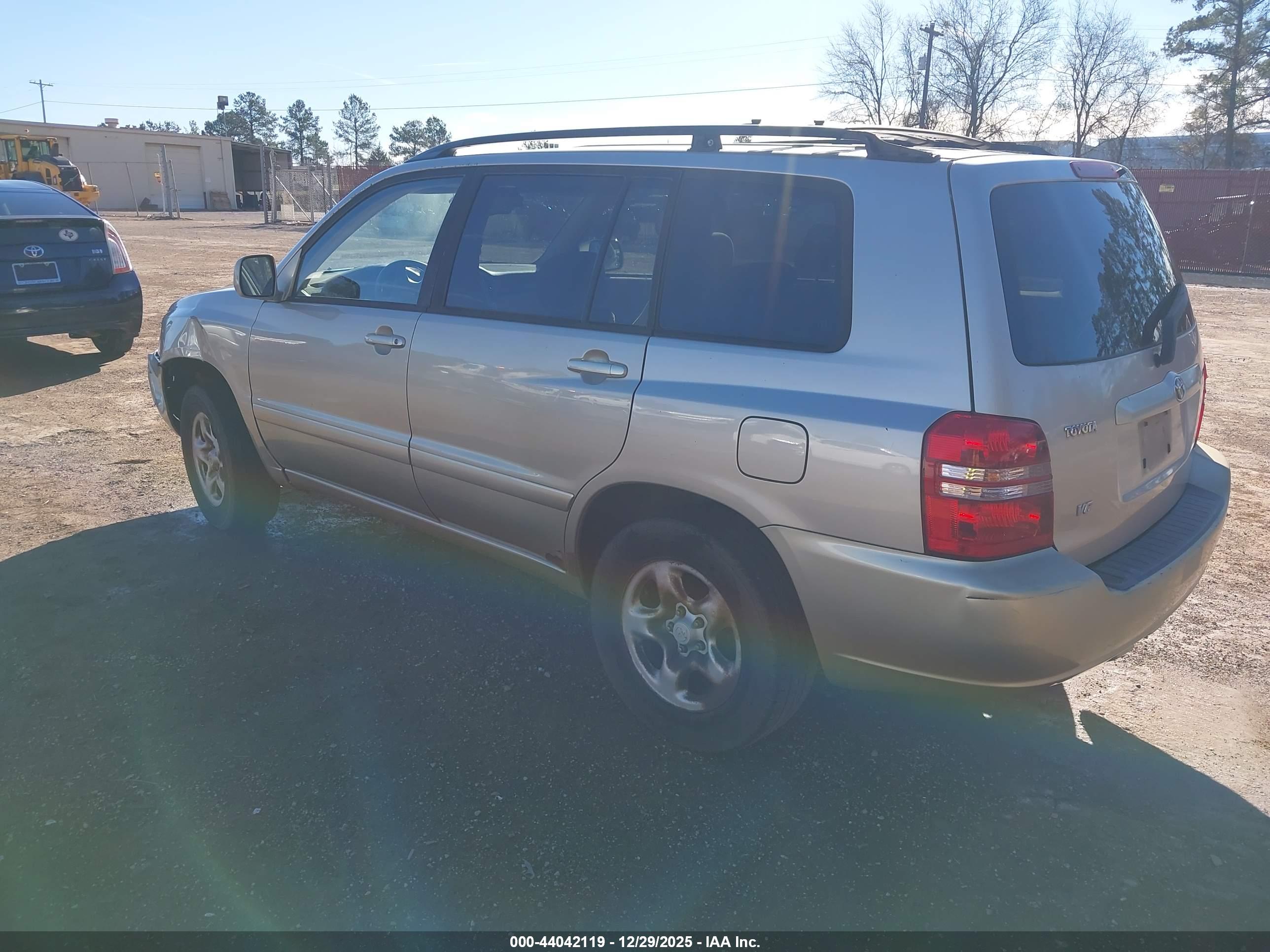 TOYOTA HIGHLANDER image 3