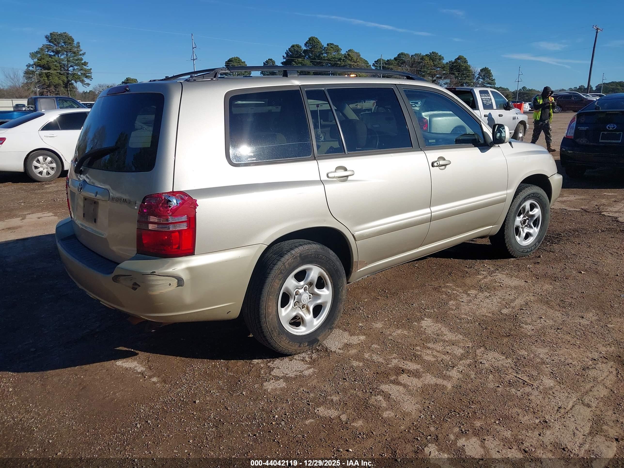 TOYOTA HIGHLANDER image 4