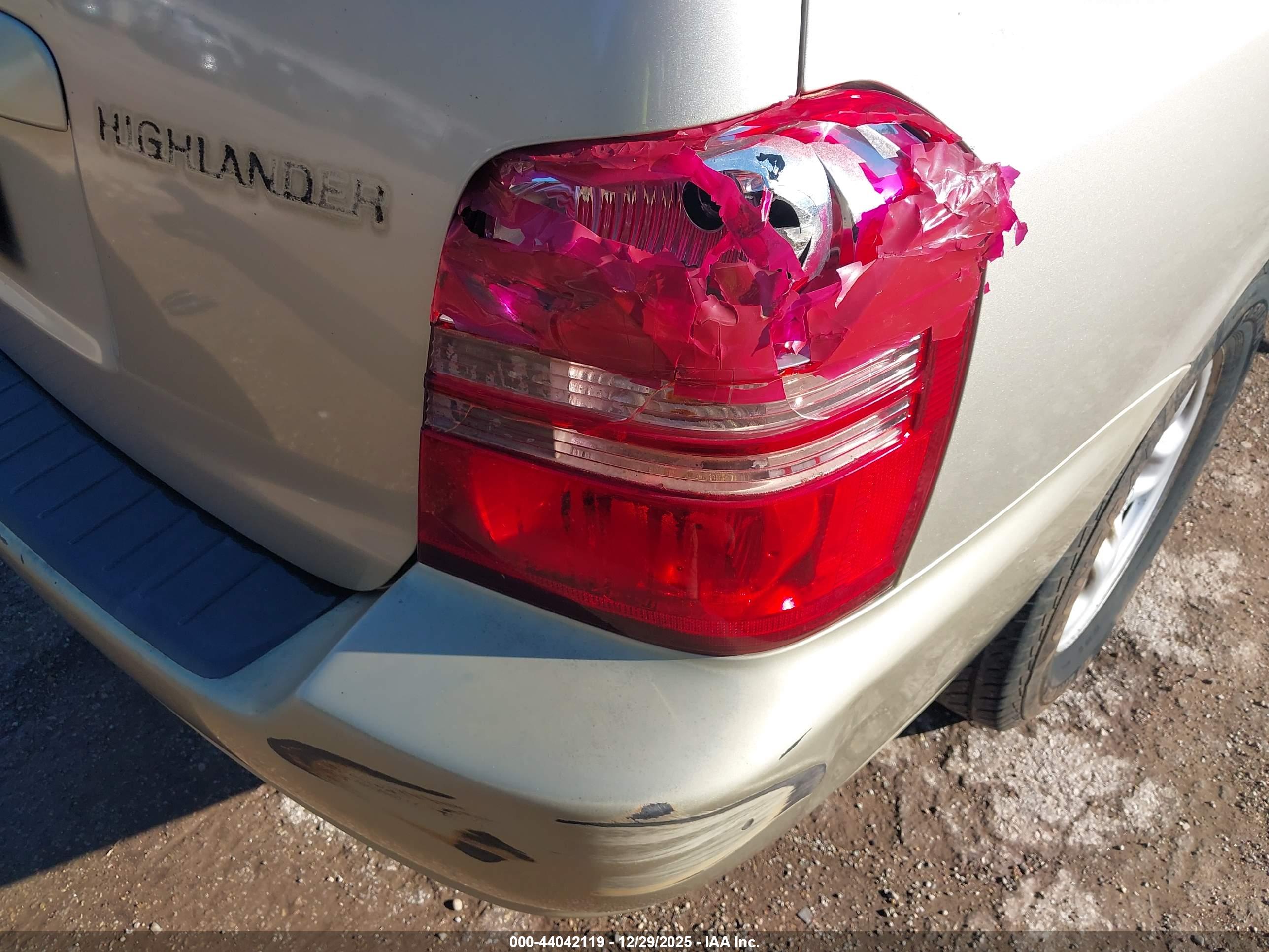 TOYOTA HIGHLANDER image 6