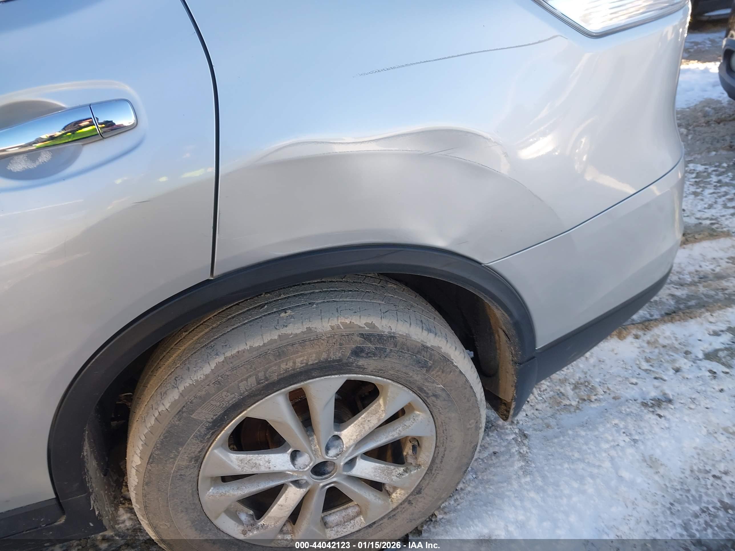 NISSAN ROGUE image 6