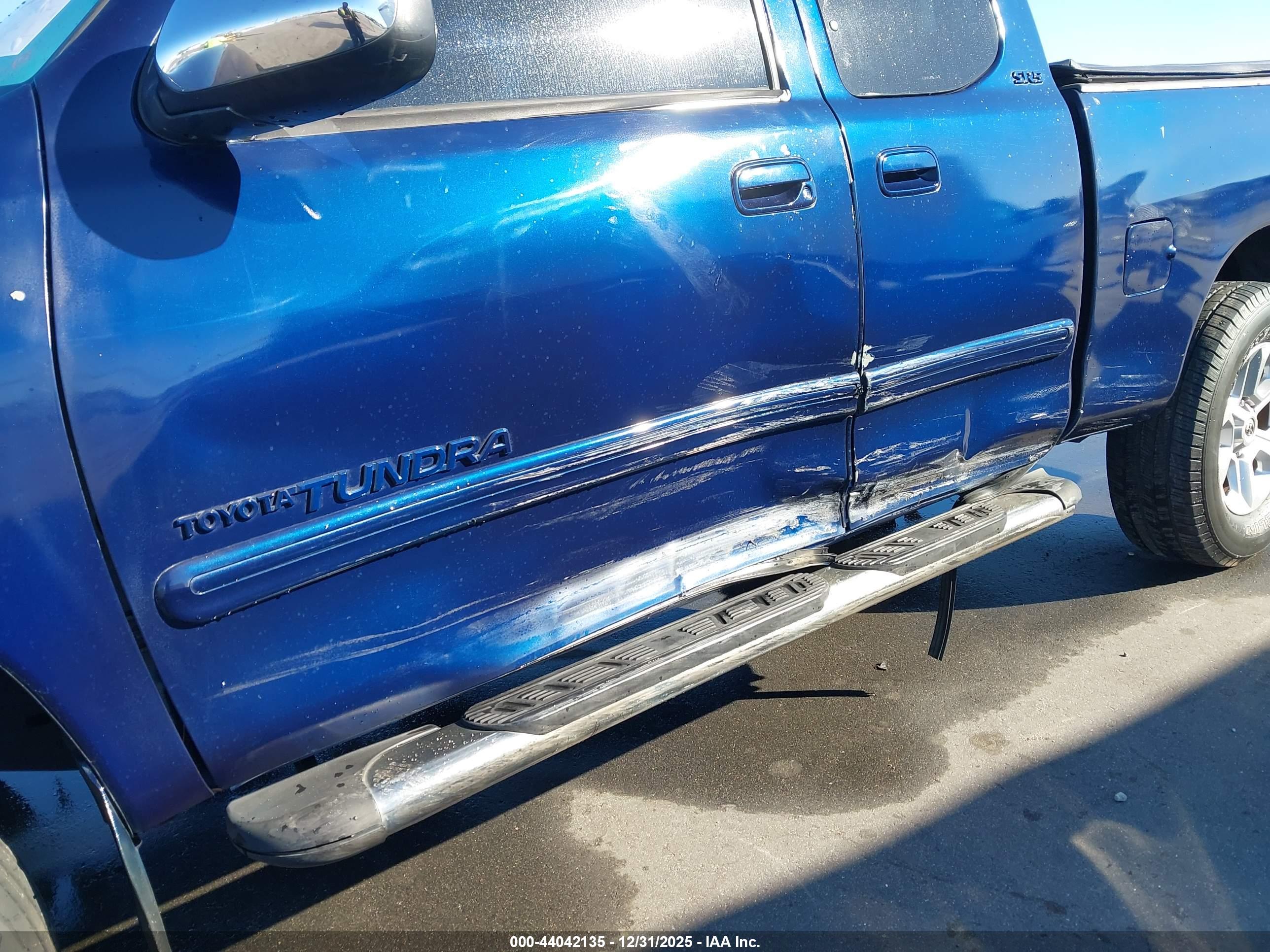 TOYOTA TUNDRA image 6