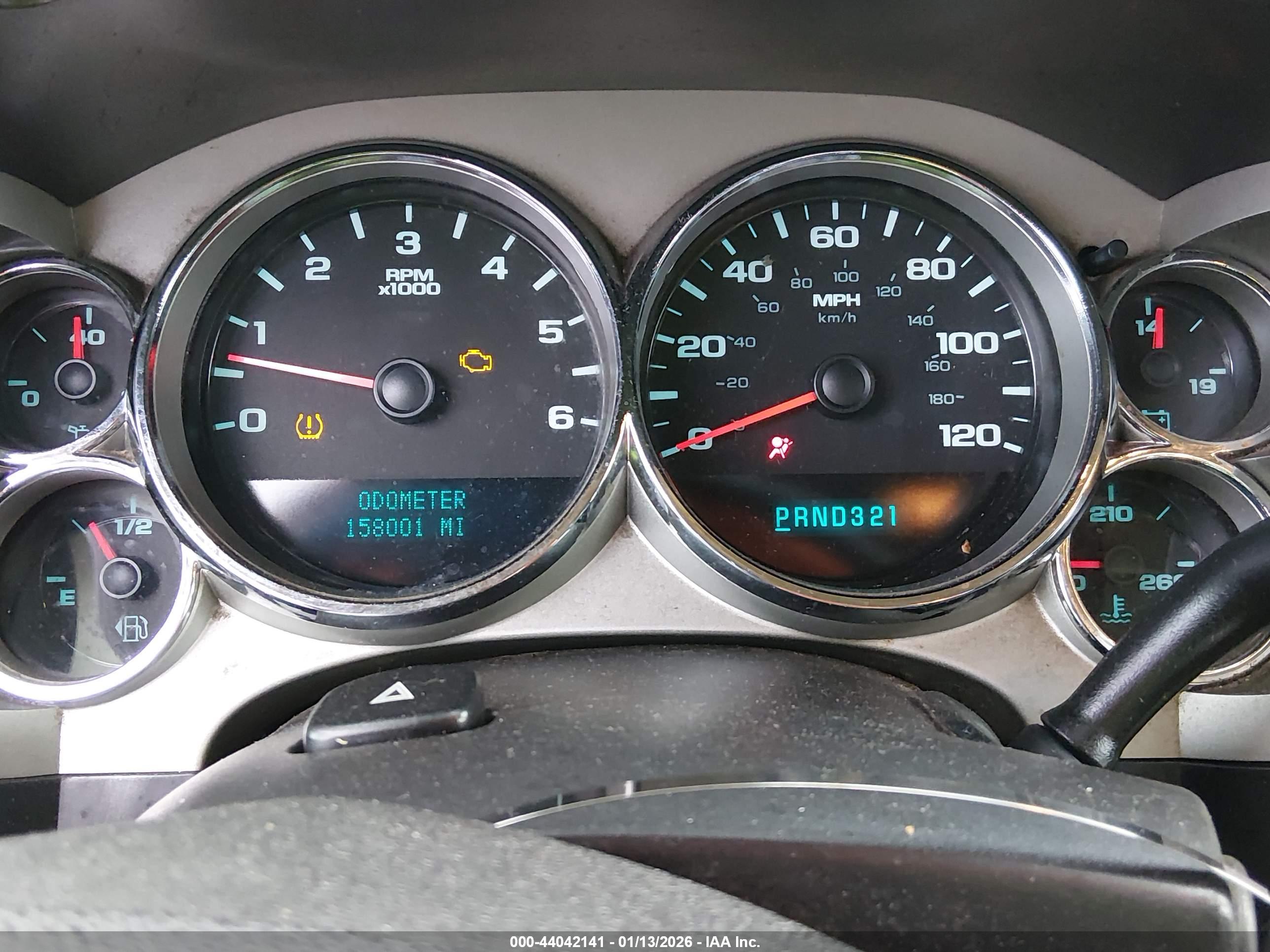 CHEVROLET SILVERADO image 7