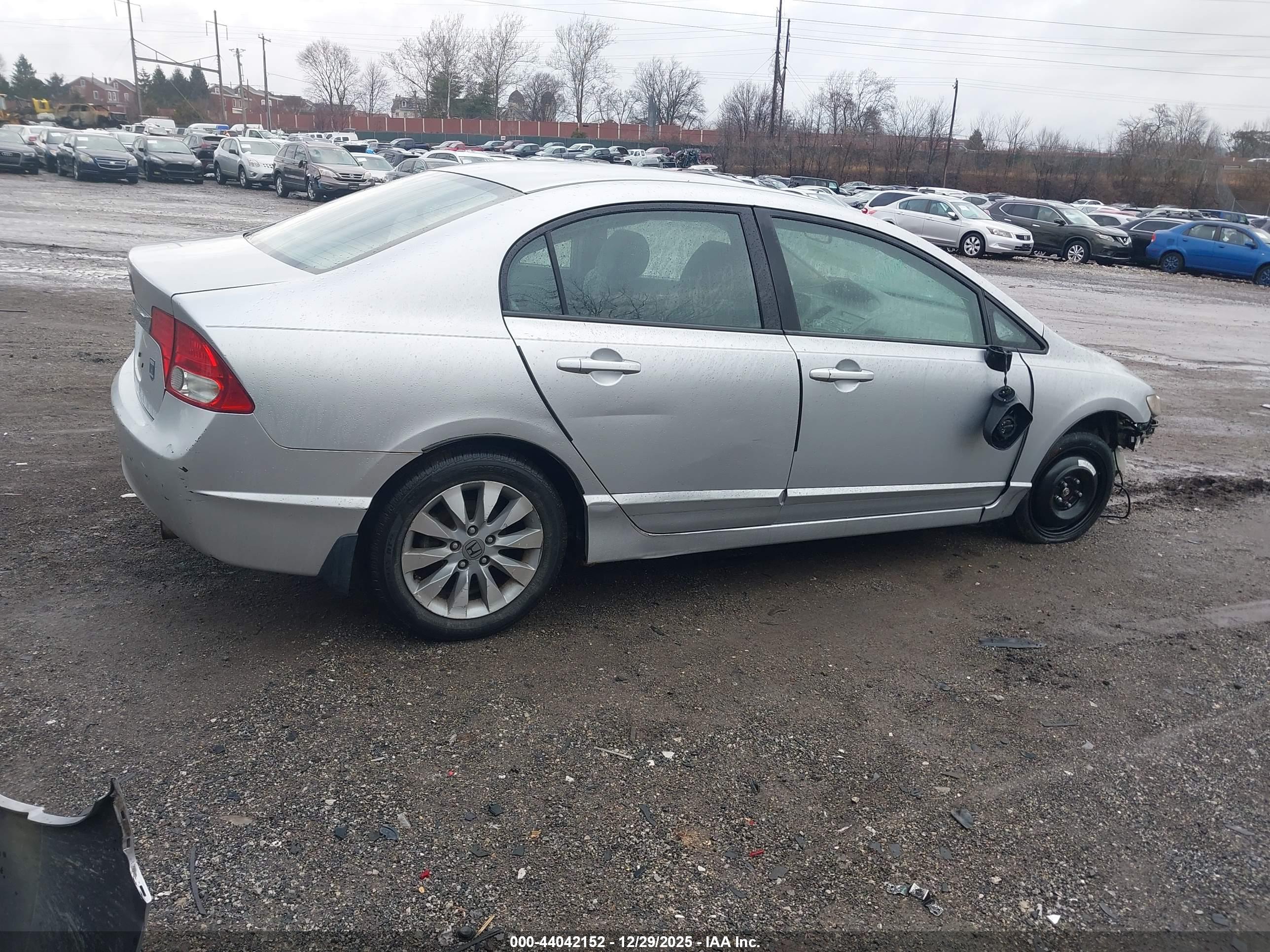 HONDA CIVIC image 4