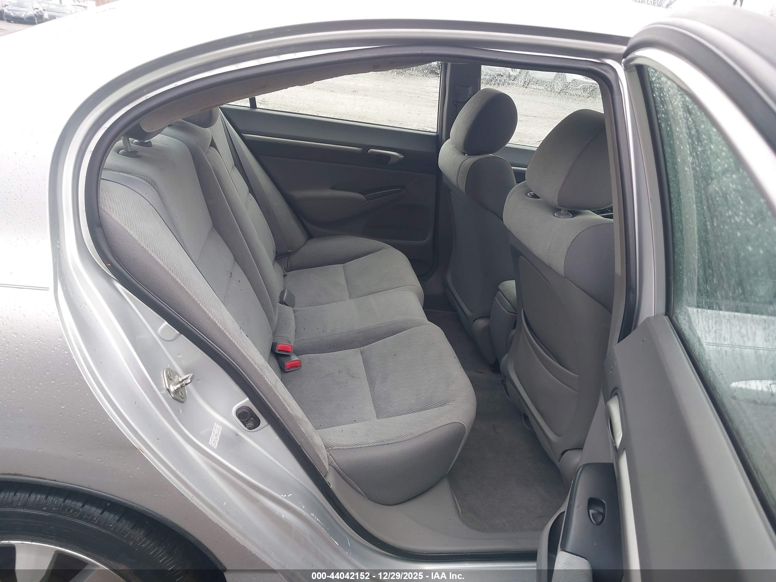 HONDA CIVIC image 8