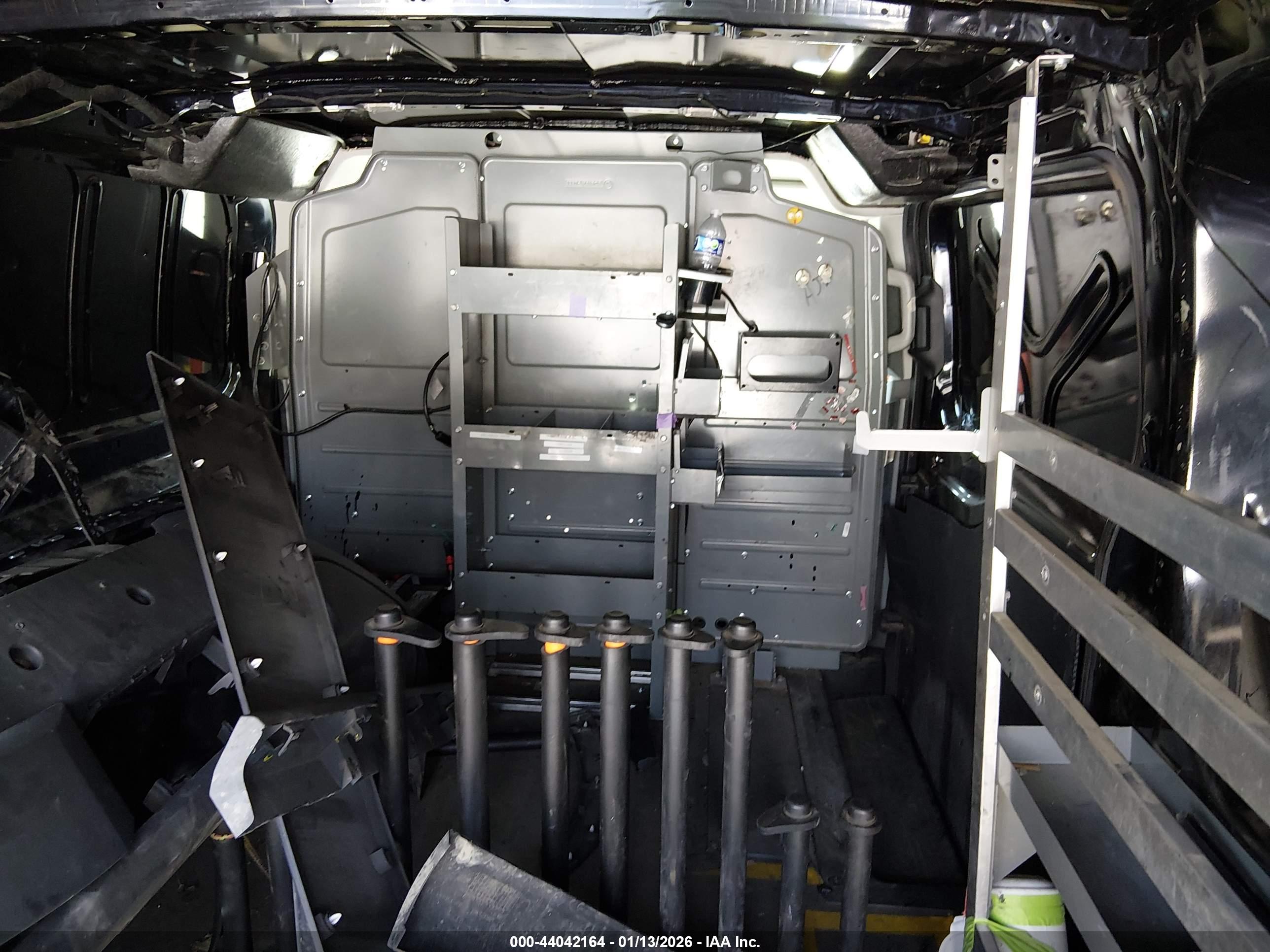 FORD TRANSIT-150 image 8