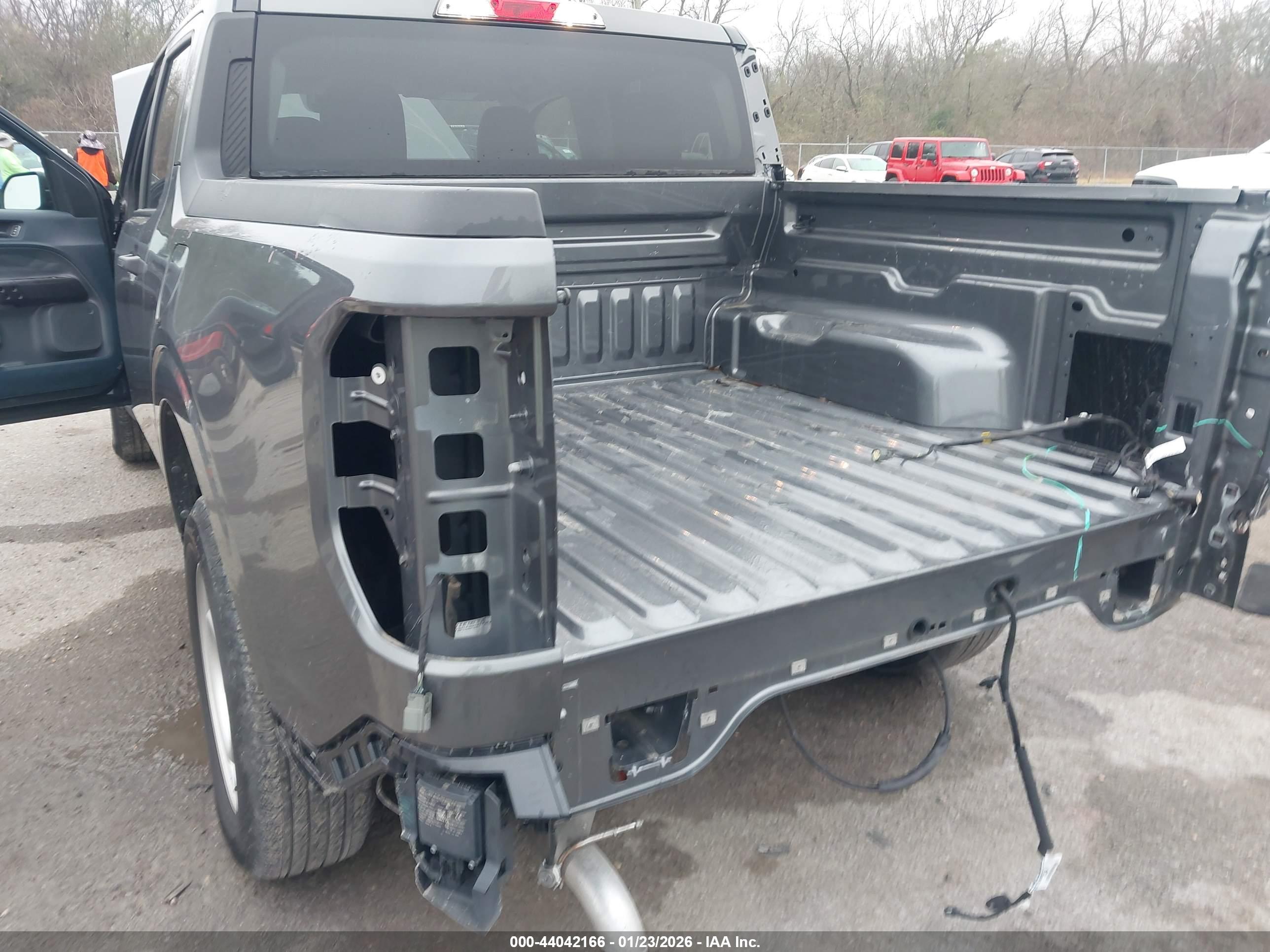 FORD MAVERICK image 6