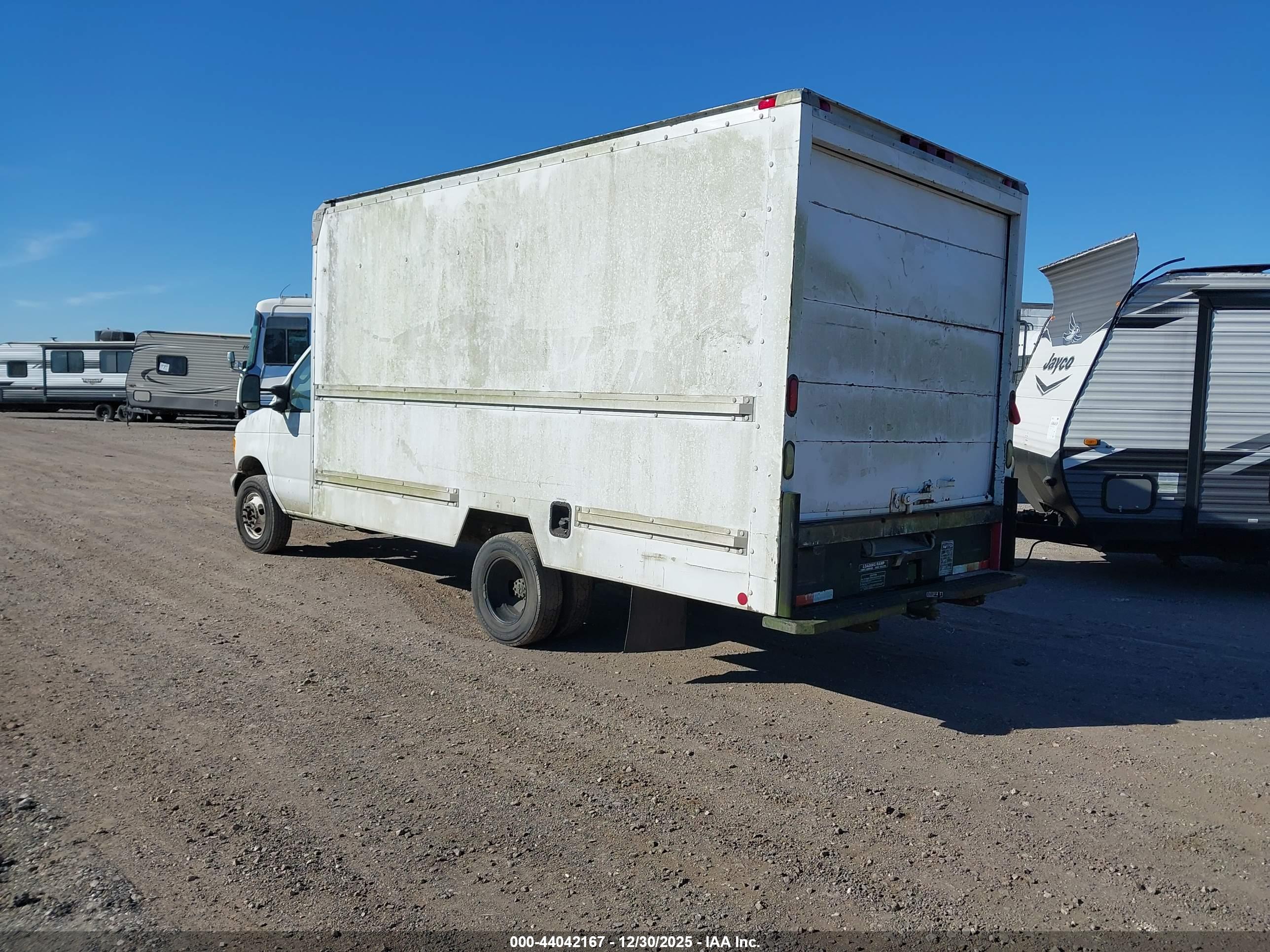 FORD E-350 image 3